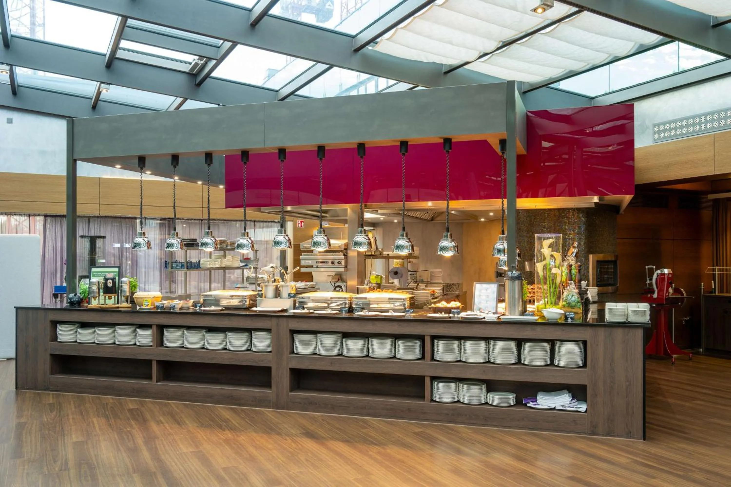 Restaurant/places to eat in Park Inn by Radisson Berlin Alexanderplatz