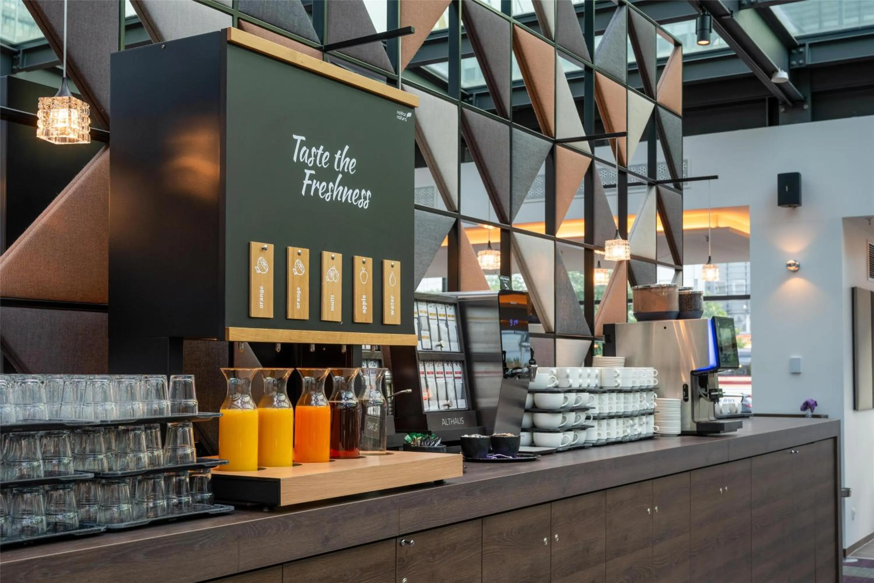 Breakfast in Park Inn by Radisson Berlin Alexanderplatz