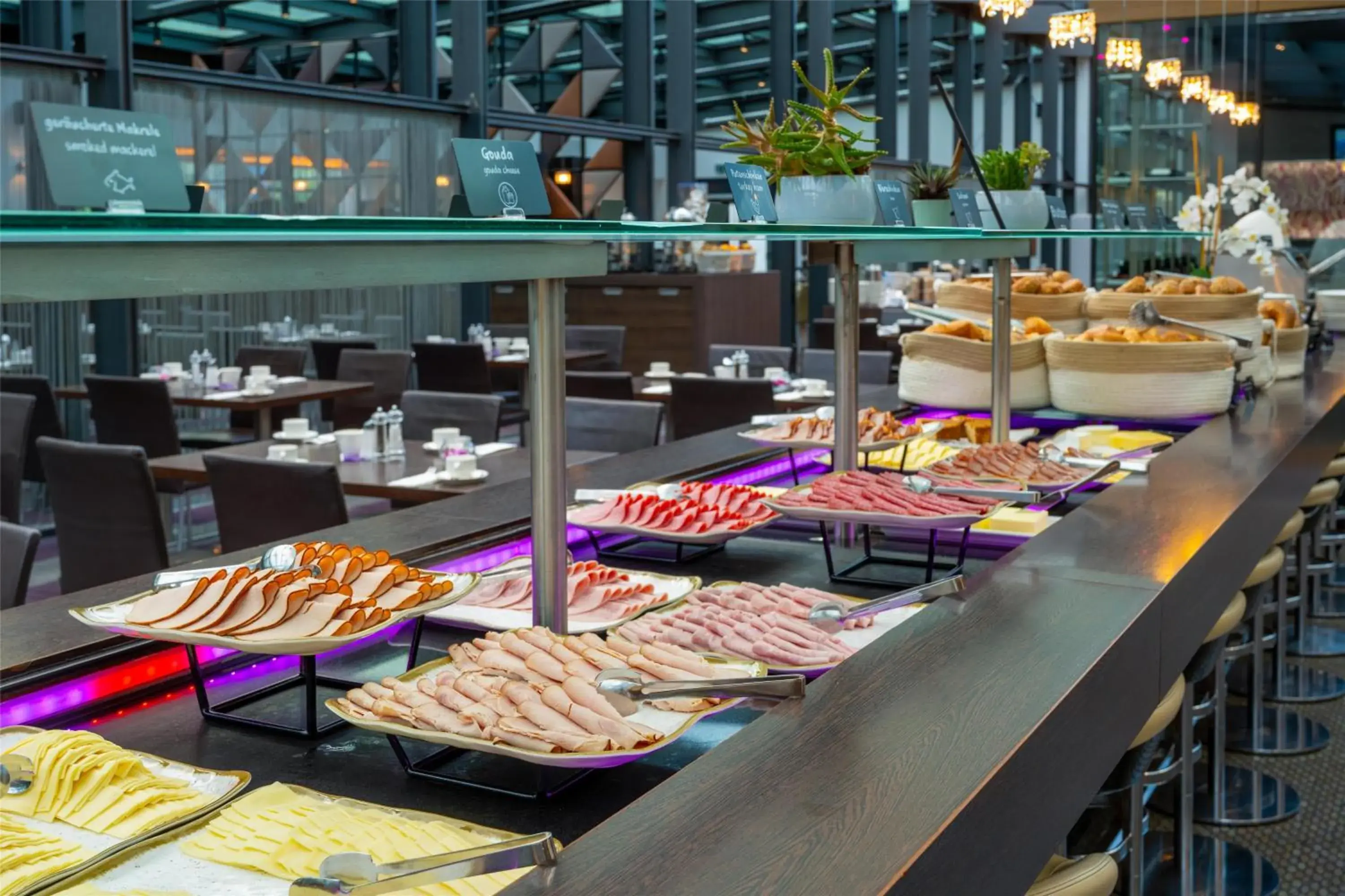 Breakfast in Park Inn by Radisson Berlin Alexanderplatz Breakfast in Park Inn by Radisson Berlin Alexanderplatz