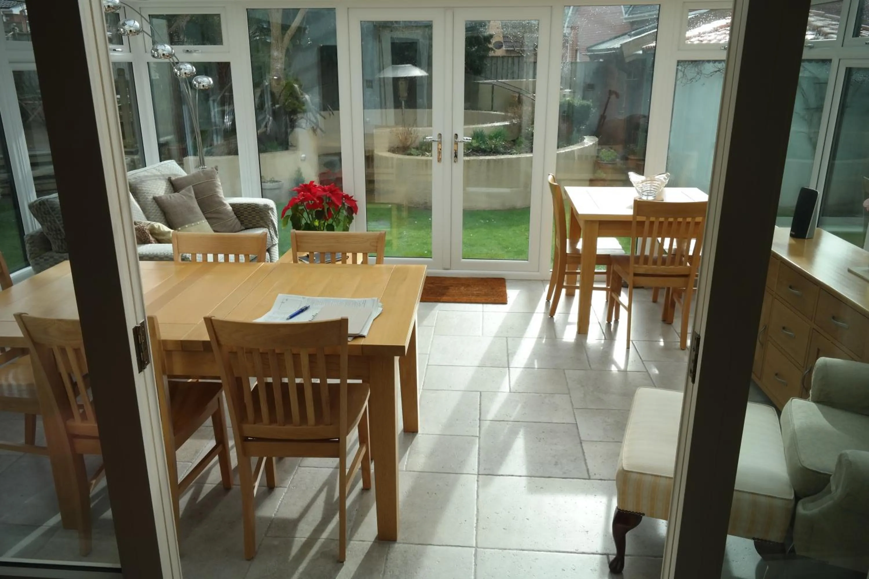 Restaurant/places to eat in Weston Cottage
