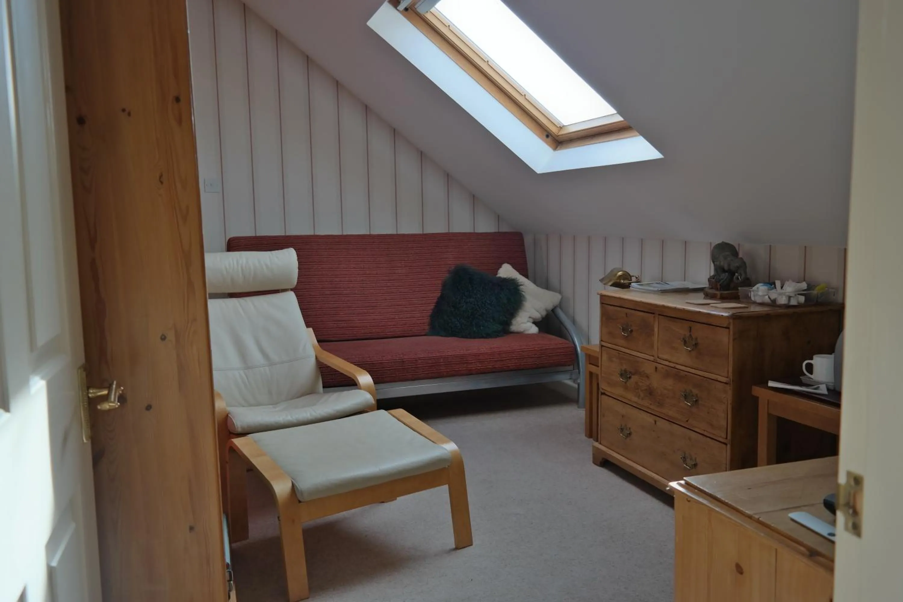 Seating area in Weston Cottage
