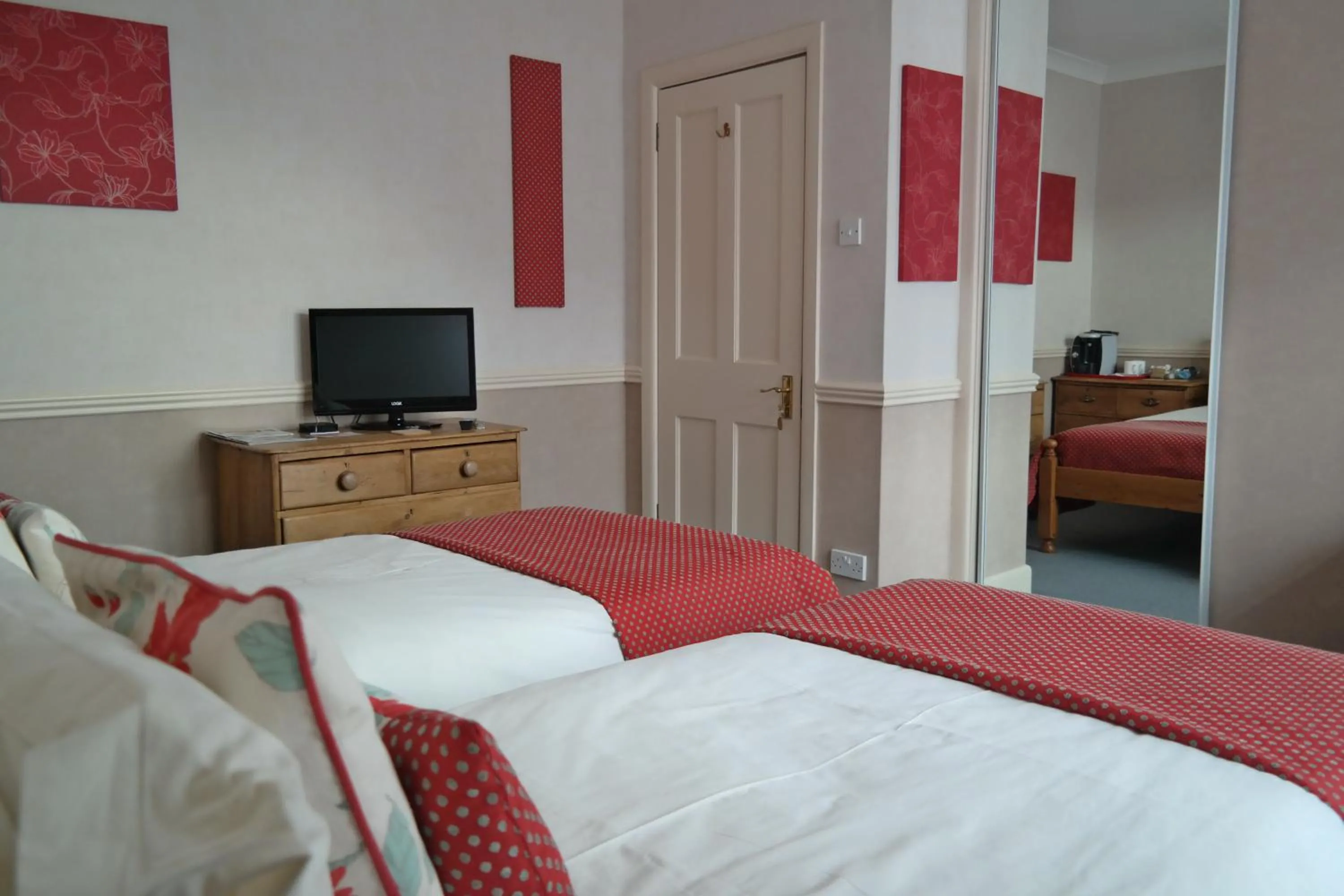 Bed in Weston Cottage
