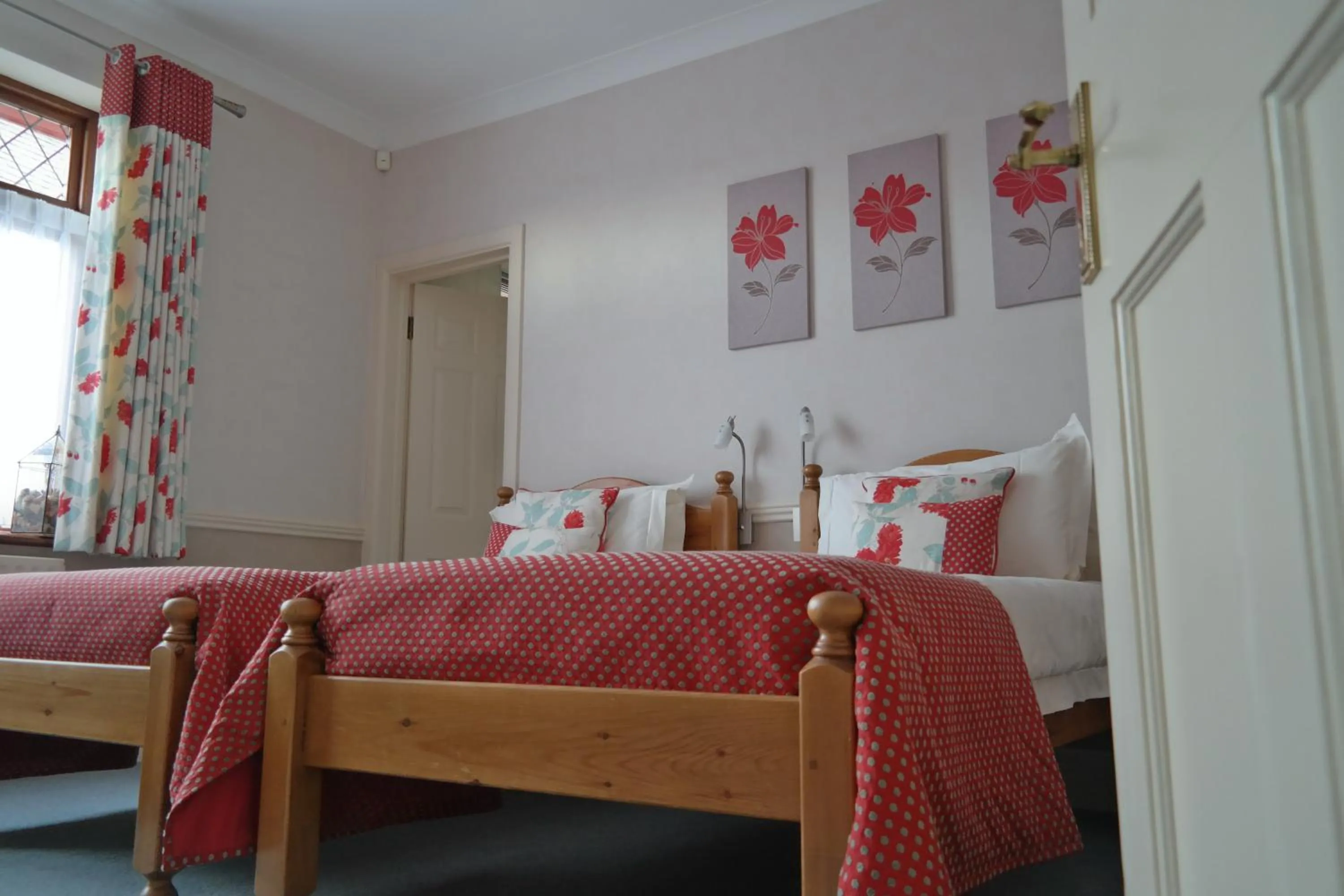 Bed in Weston Cottage