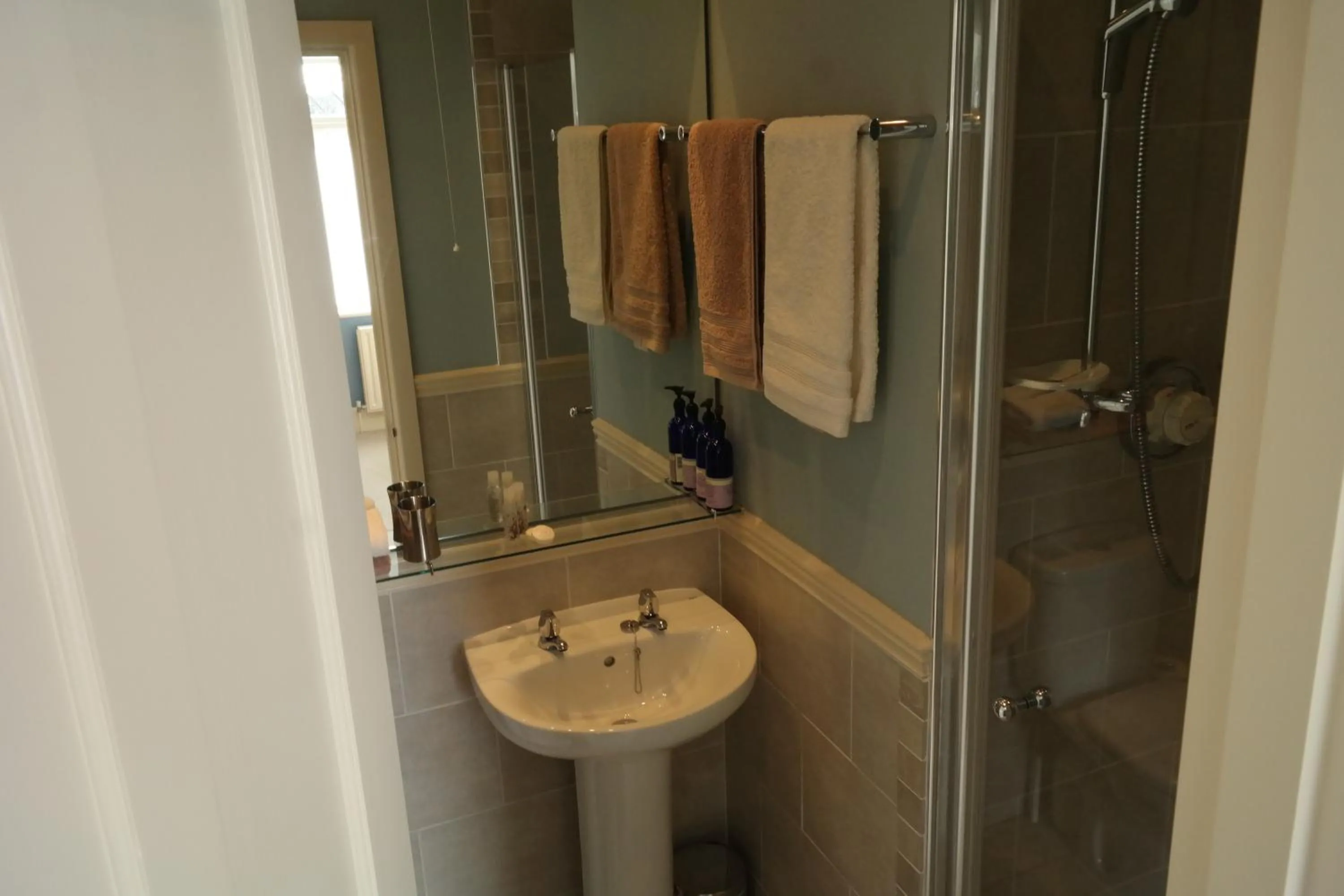 Bathroom in Weston Cottage
