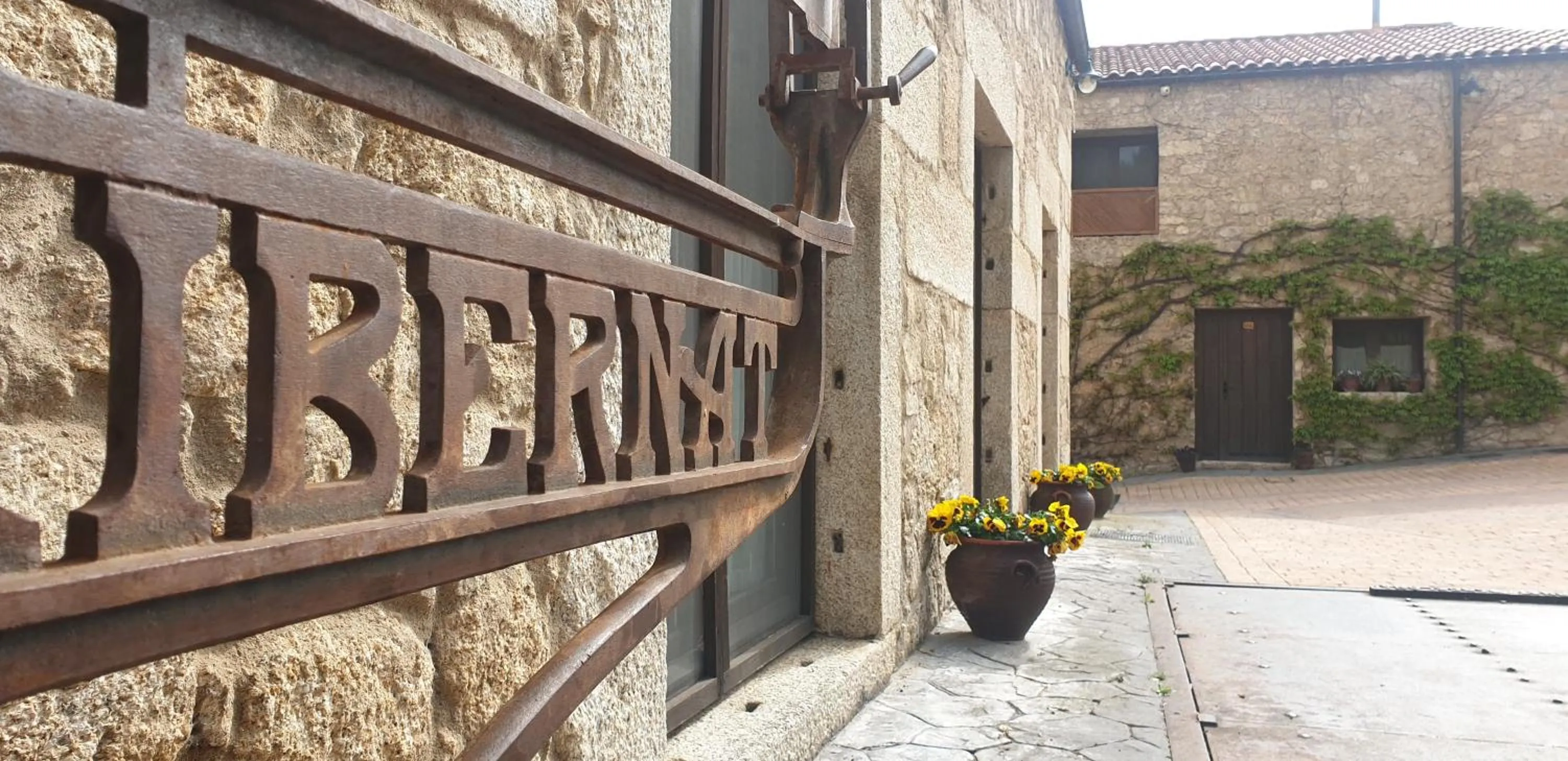 Facade/entrance in HOTEL RURAL A VELHA FABRICA