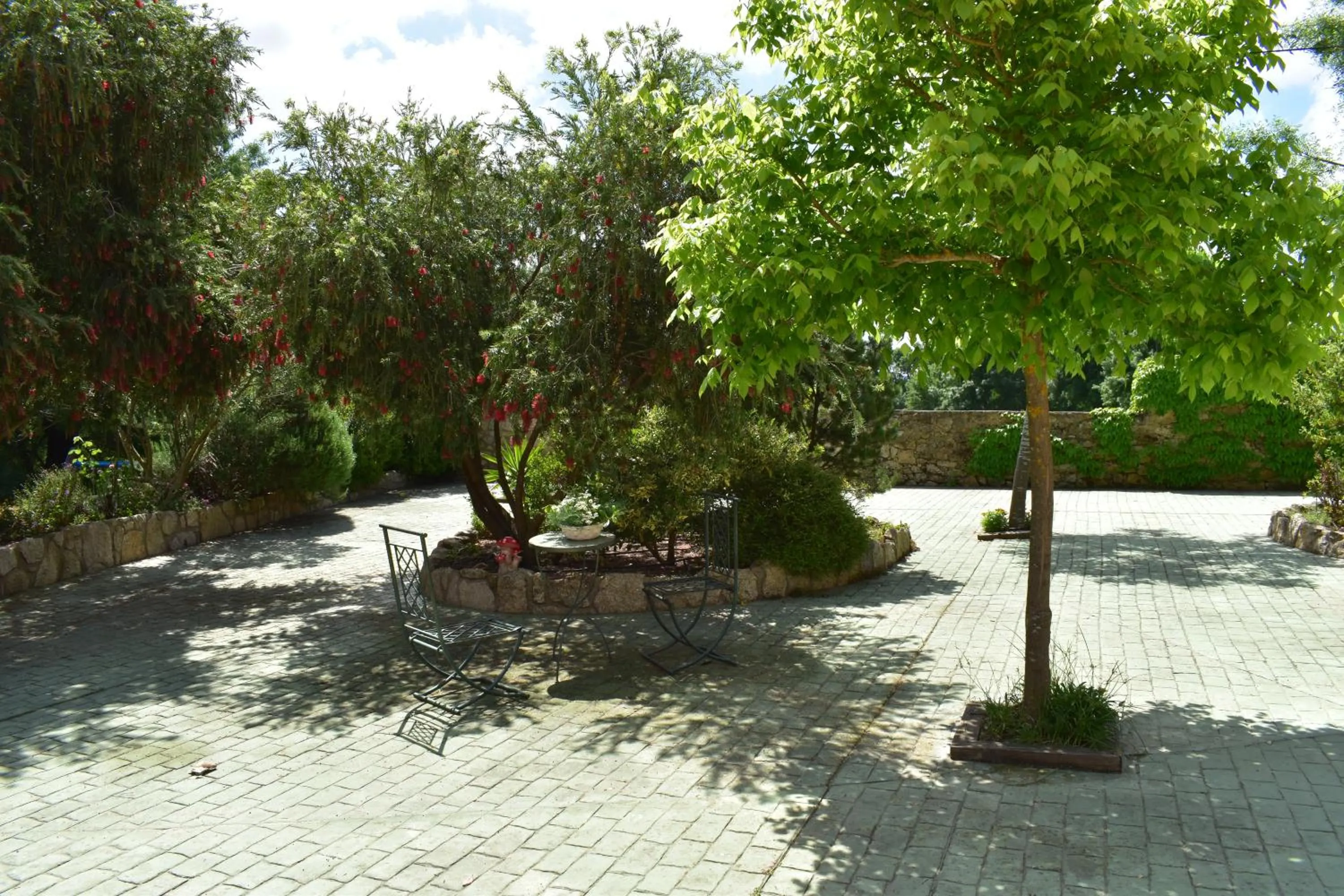 Patio in HOTEL RURAL A VELHA FABRICA