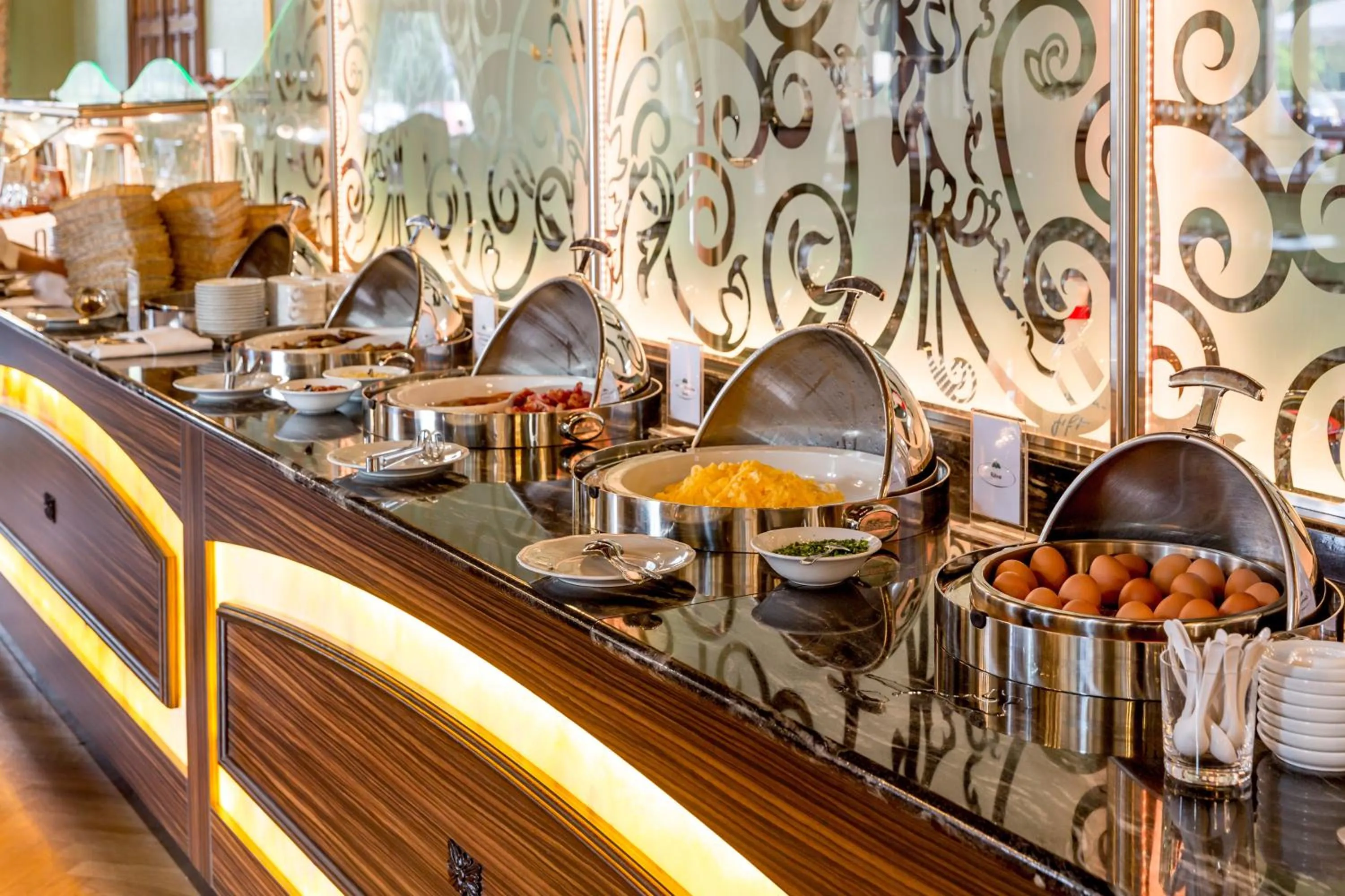 Restaurant/places to eat in Dorint Herrenkrug Parkhotel Magdeburg