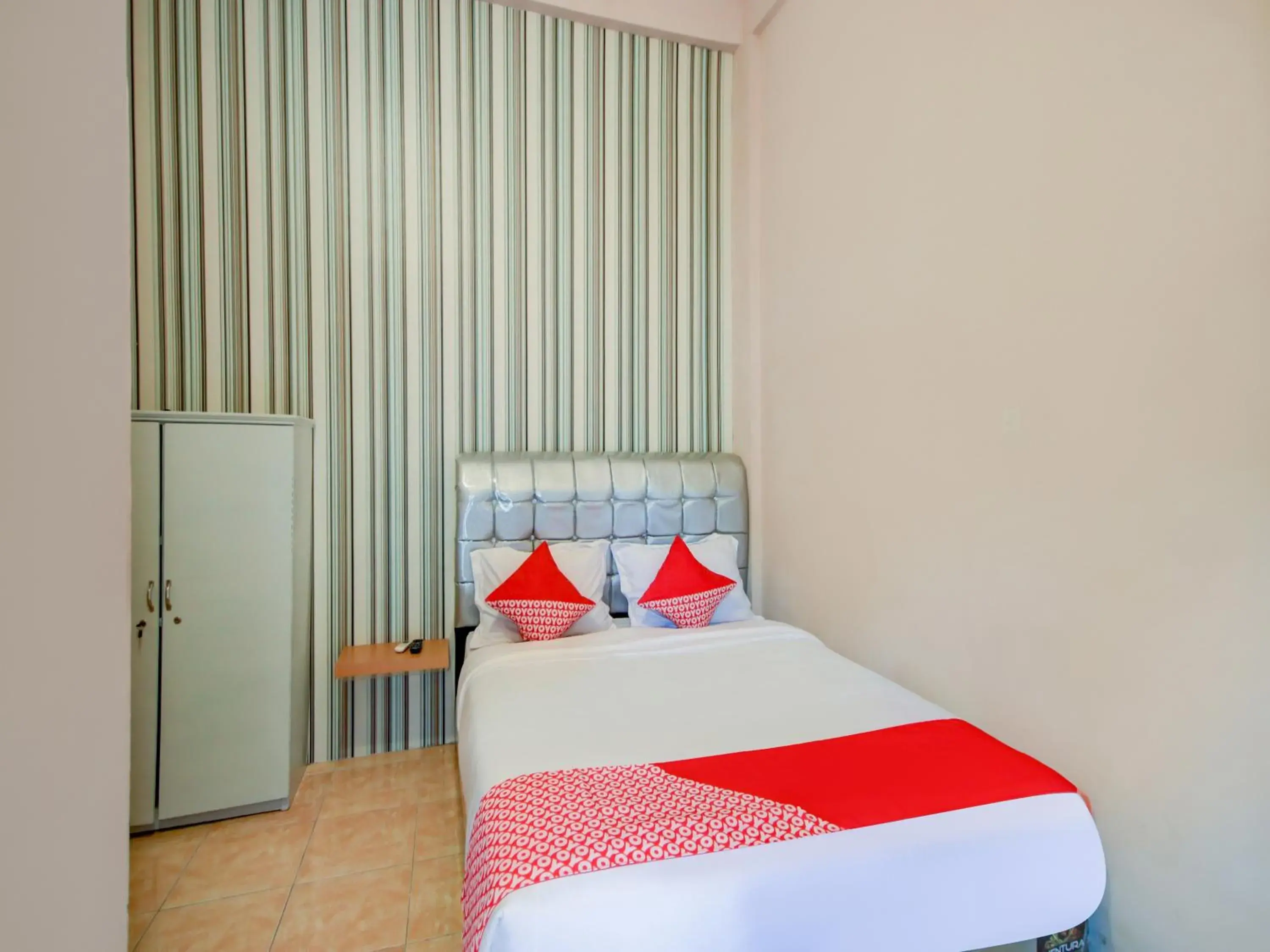 Standard Double Room in Hotel O Sonya Homestay Syariah Standard Double Room in Hotel O Sonya Homestay Syariah