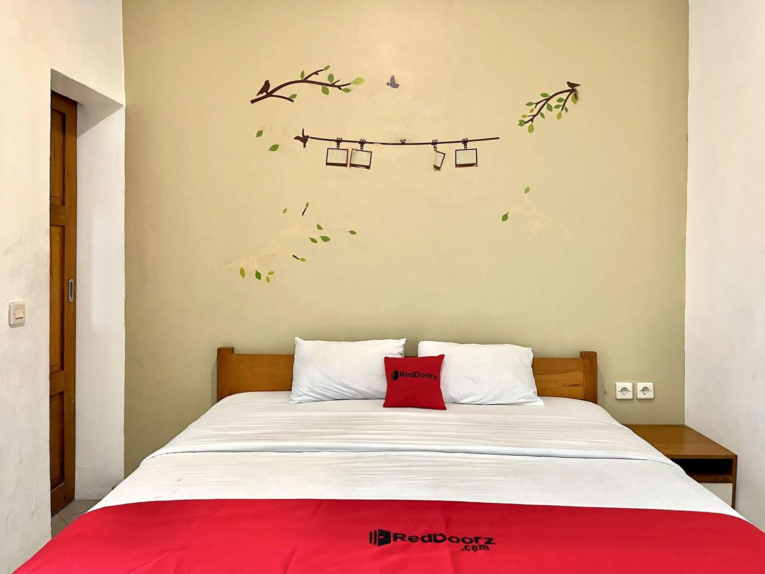 Bedroom, Bed in Capital O 3461 Mystays