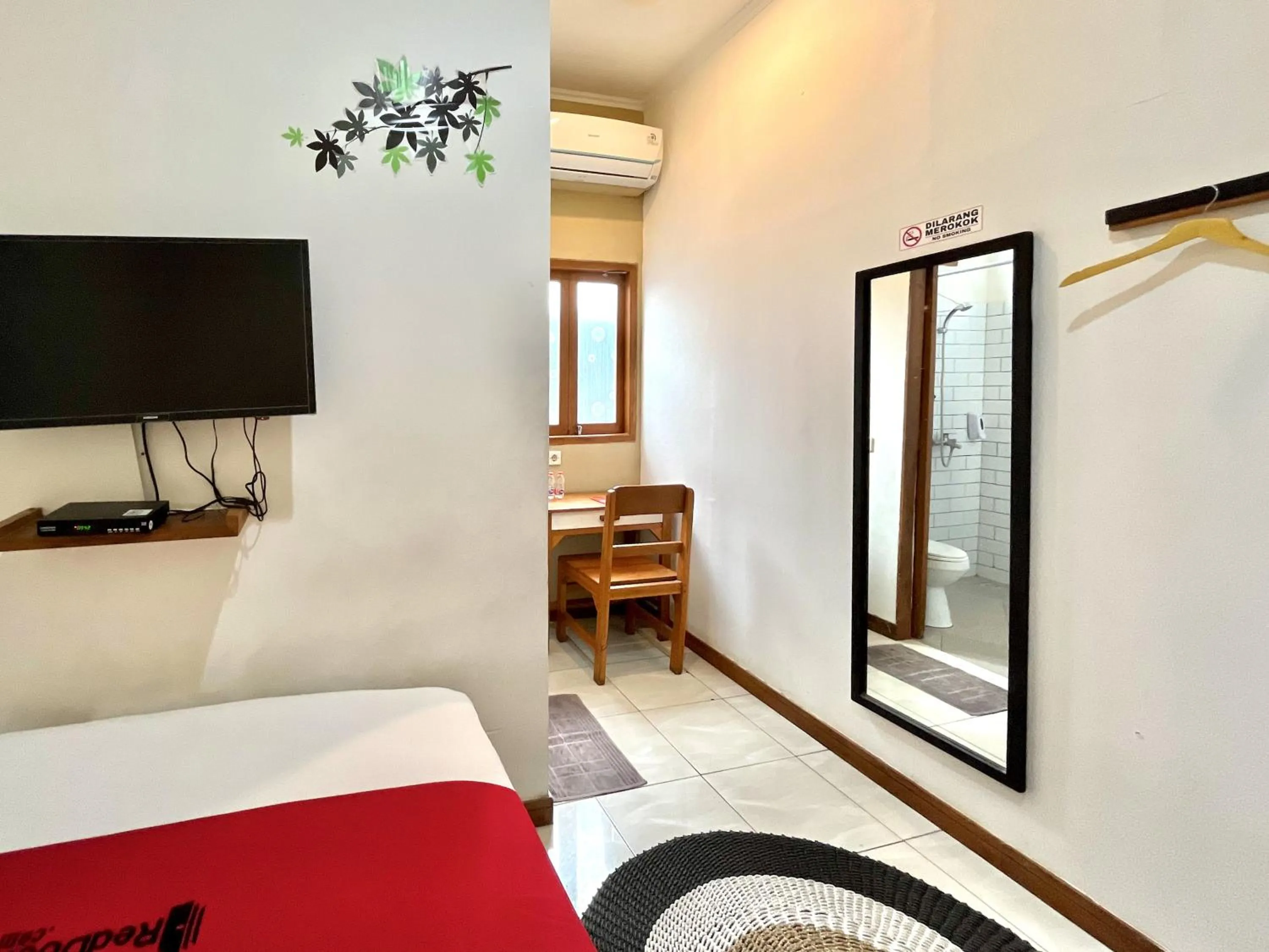 Bedroom, Bed in Capital O 3461 Mystays