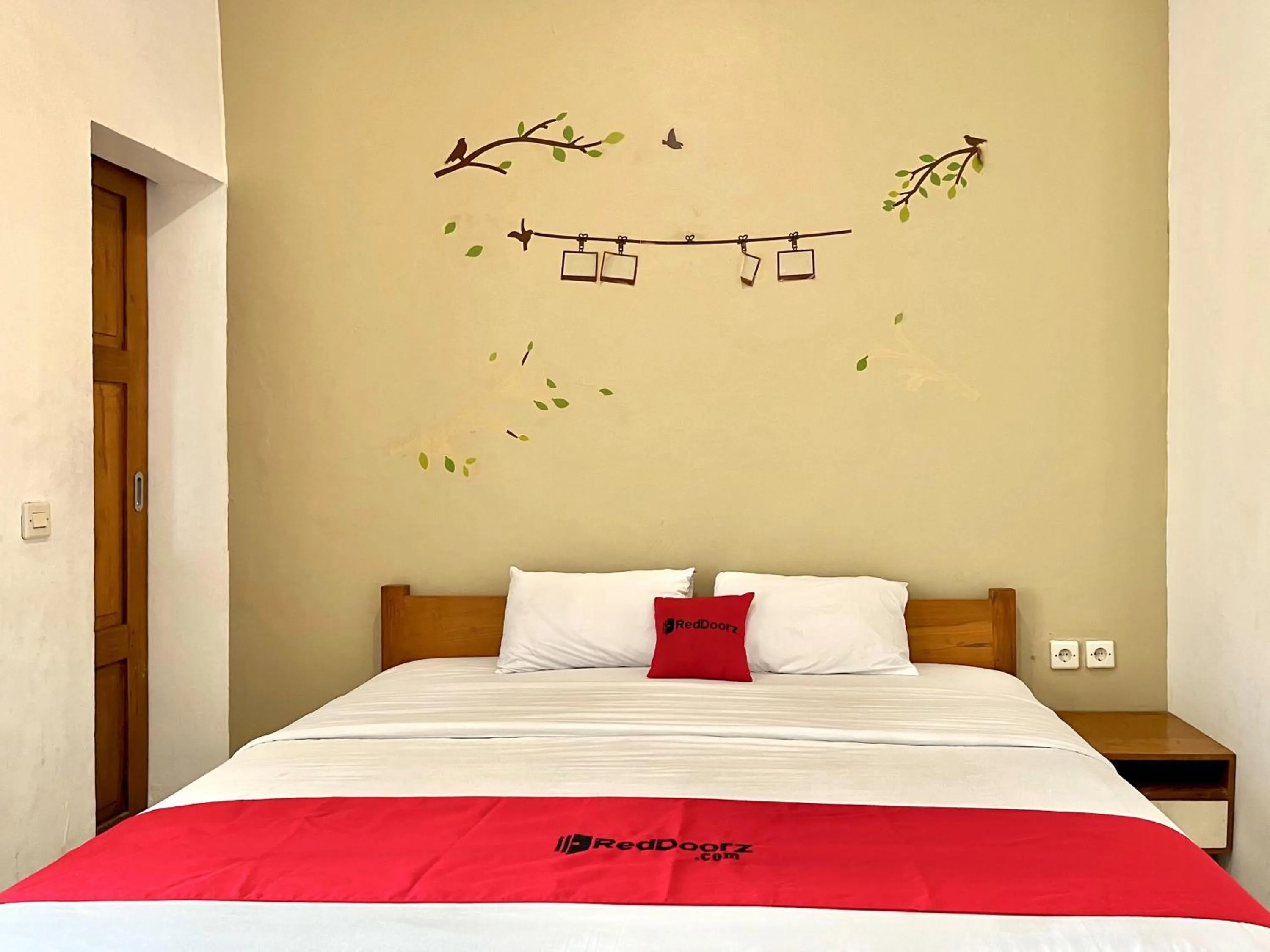 Bedroom, Bed in Capital O 3461 Mystays