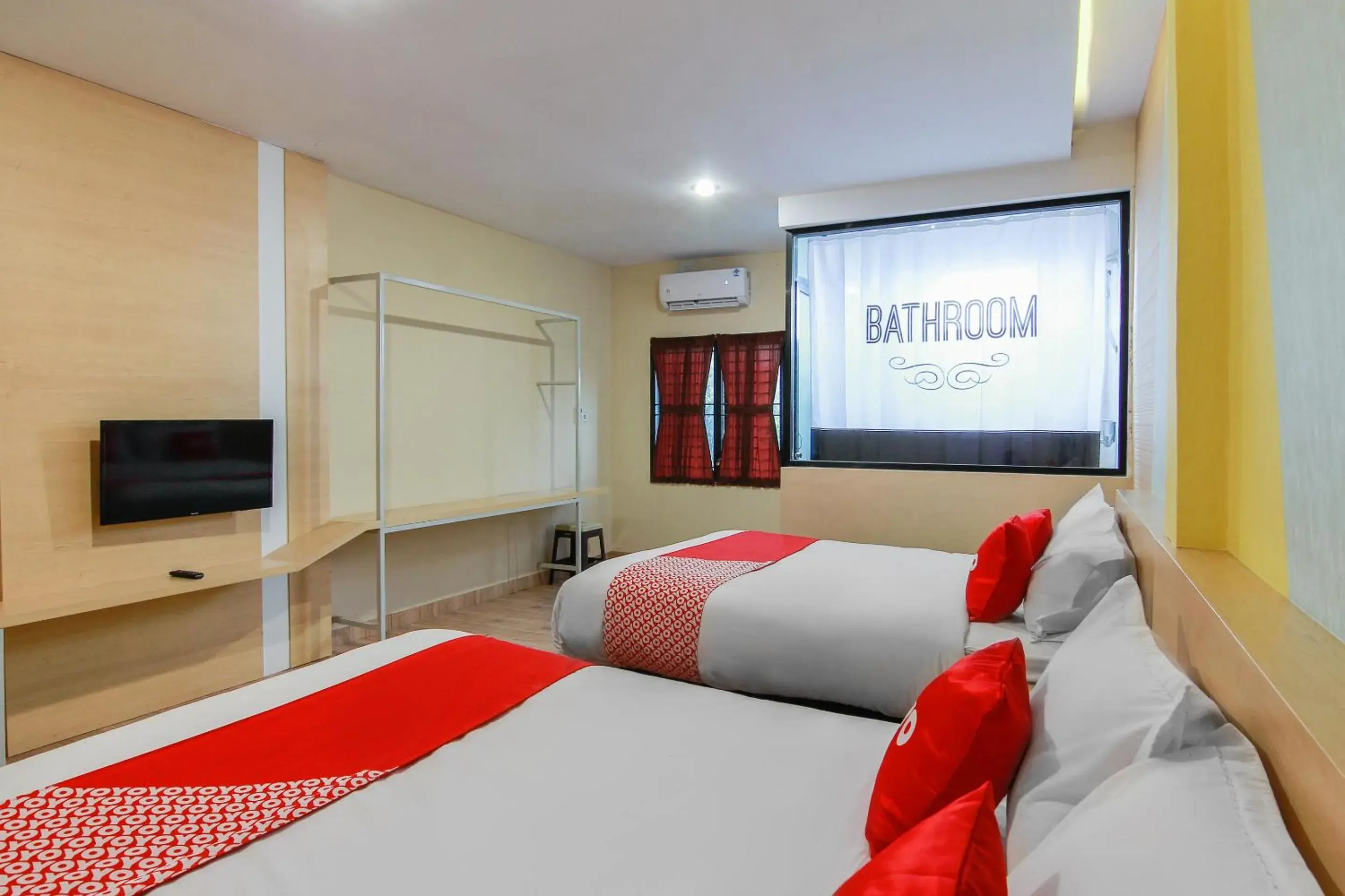 Bedroom, Bed in Capital O 3476 Millenium Inn Bedroom, Bed in Capital O 3476 Millenium Inn