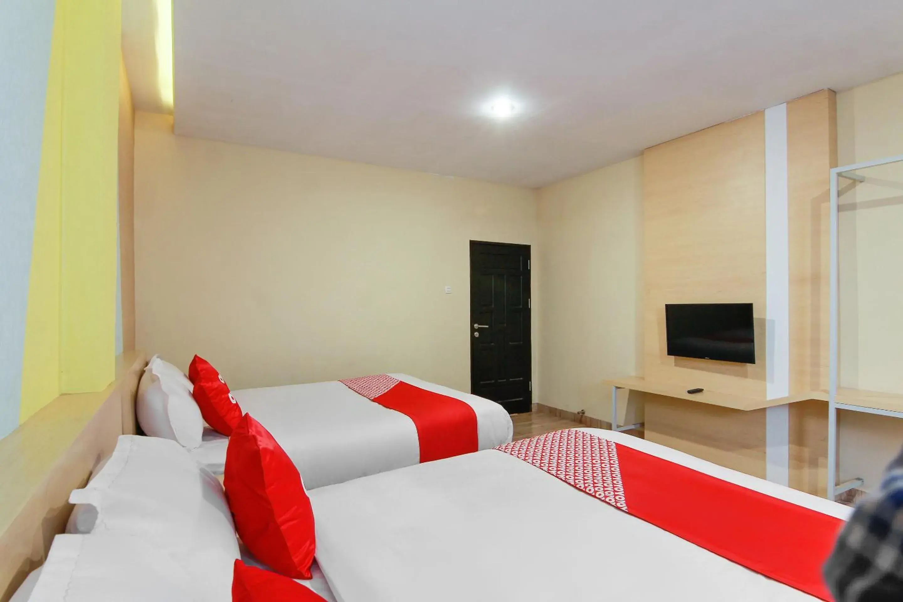 Bedroom, Bed in Capital O 3476 Millenium Inn Bedroom, Bed in Capital O 3476 Millenium Inn