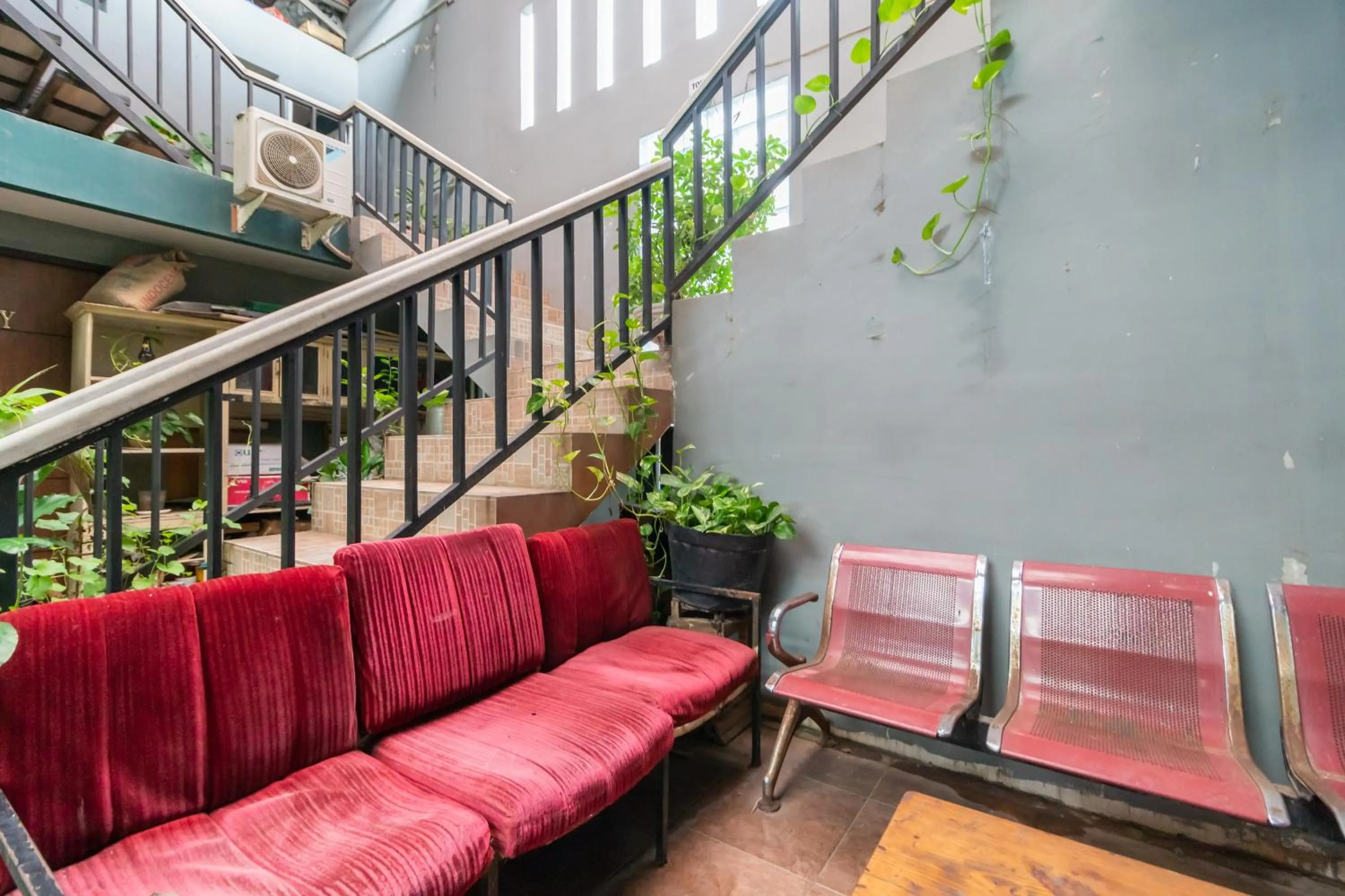 Lobby or reception in Safaraz Garden near Galaxy Bekasi Mitra RedDoorz