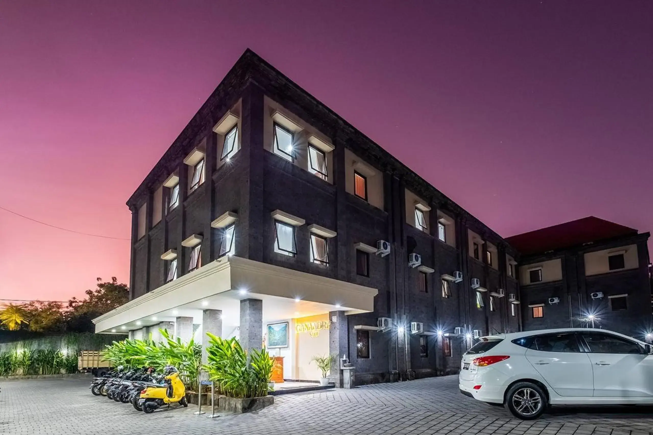 Property building in Ganandra Stay Denpasar Property building in Ganandra Stay Denpasar