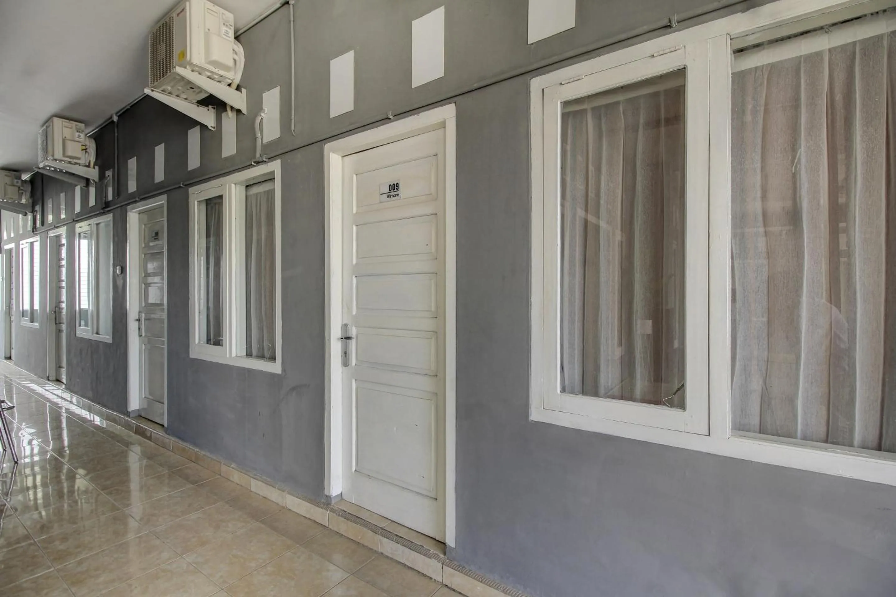 Lobby or reception in OYO Life 3415 Penginapan Wimane