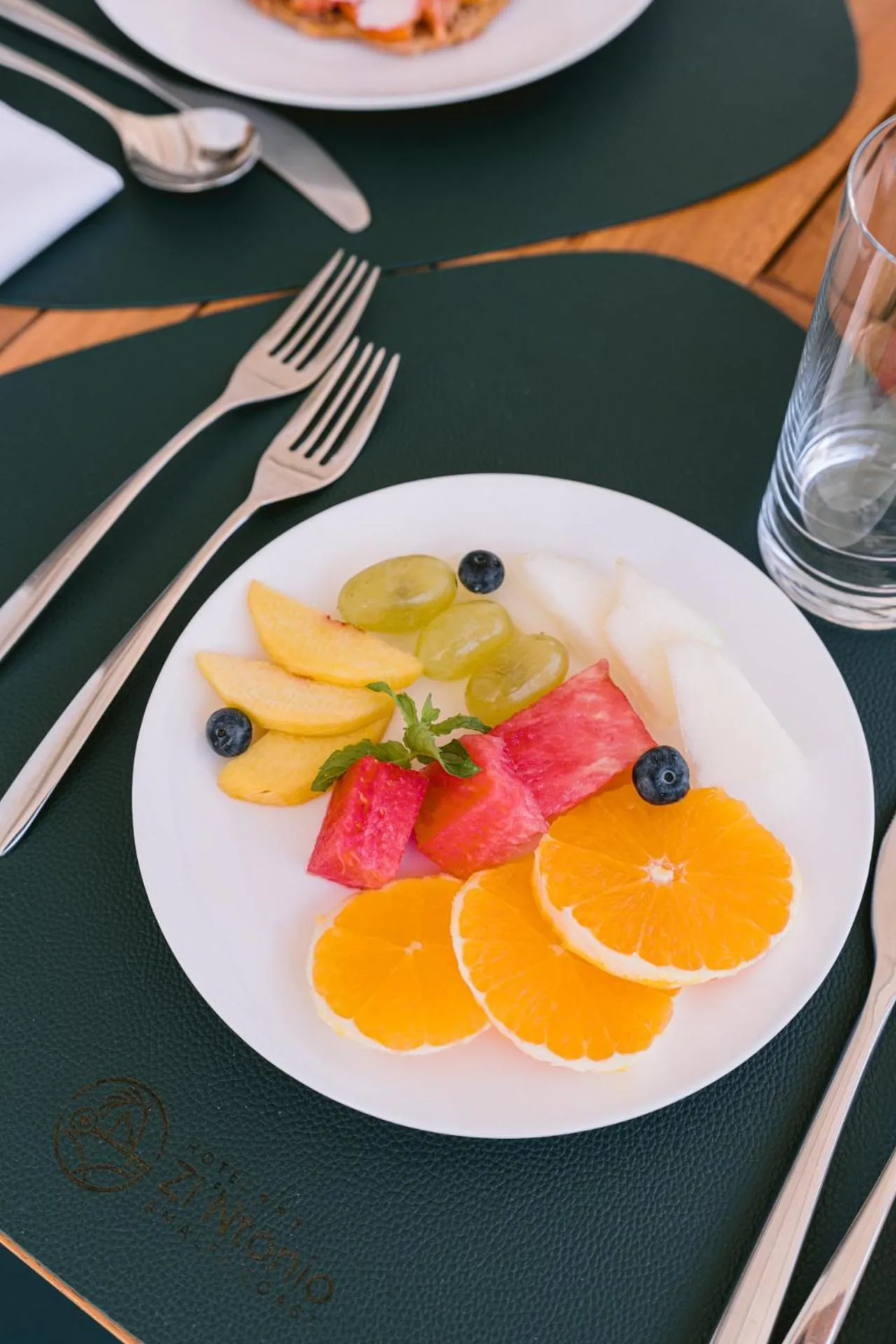 Food and drinks in HOTEL ZI'NTONIO