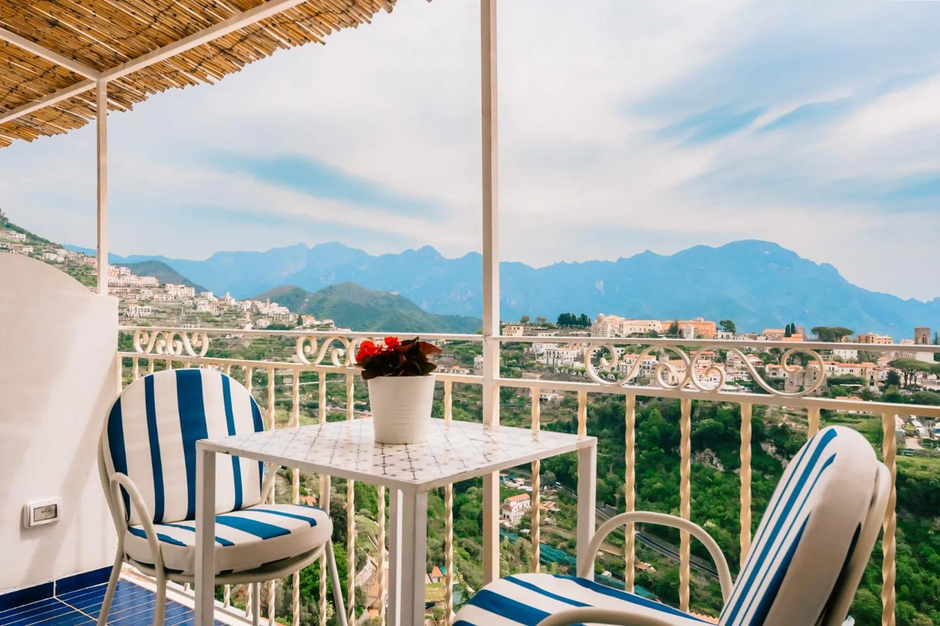 Balcony/Terrace in HOTEL ZI'NTONIO