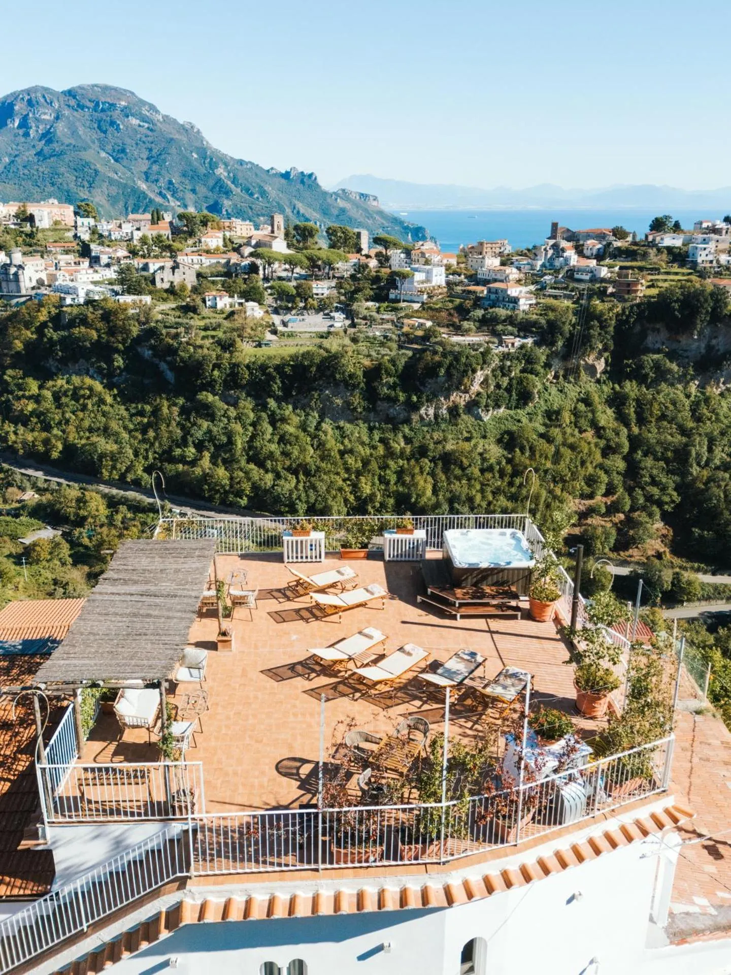 Nearby landmark in HOTEL ZI'NTONIO