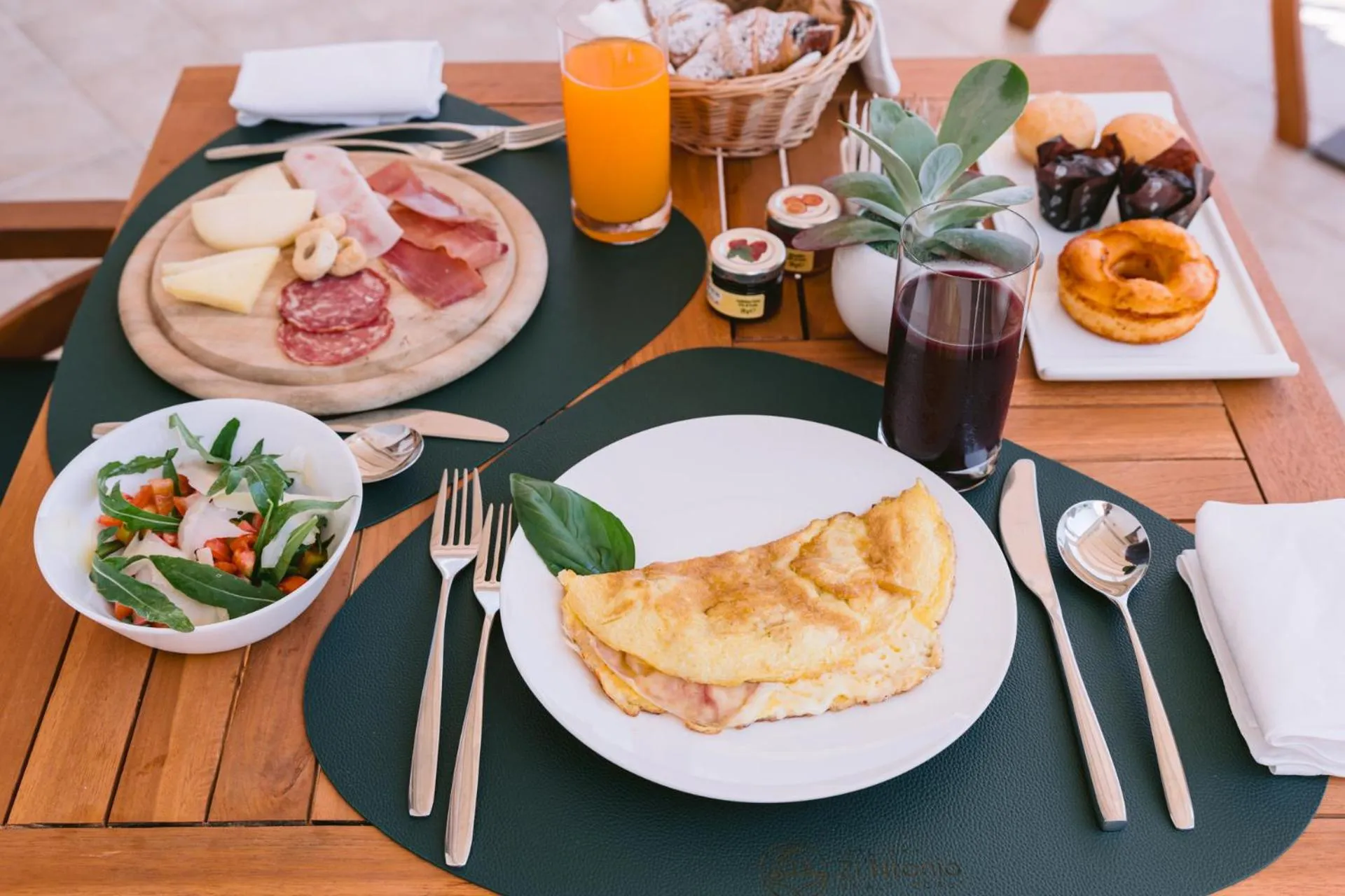Breakfast in HOTEL ZI'NTONIO