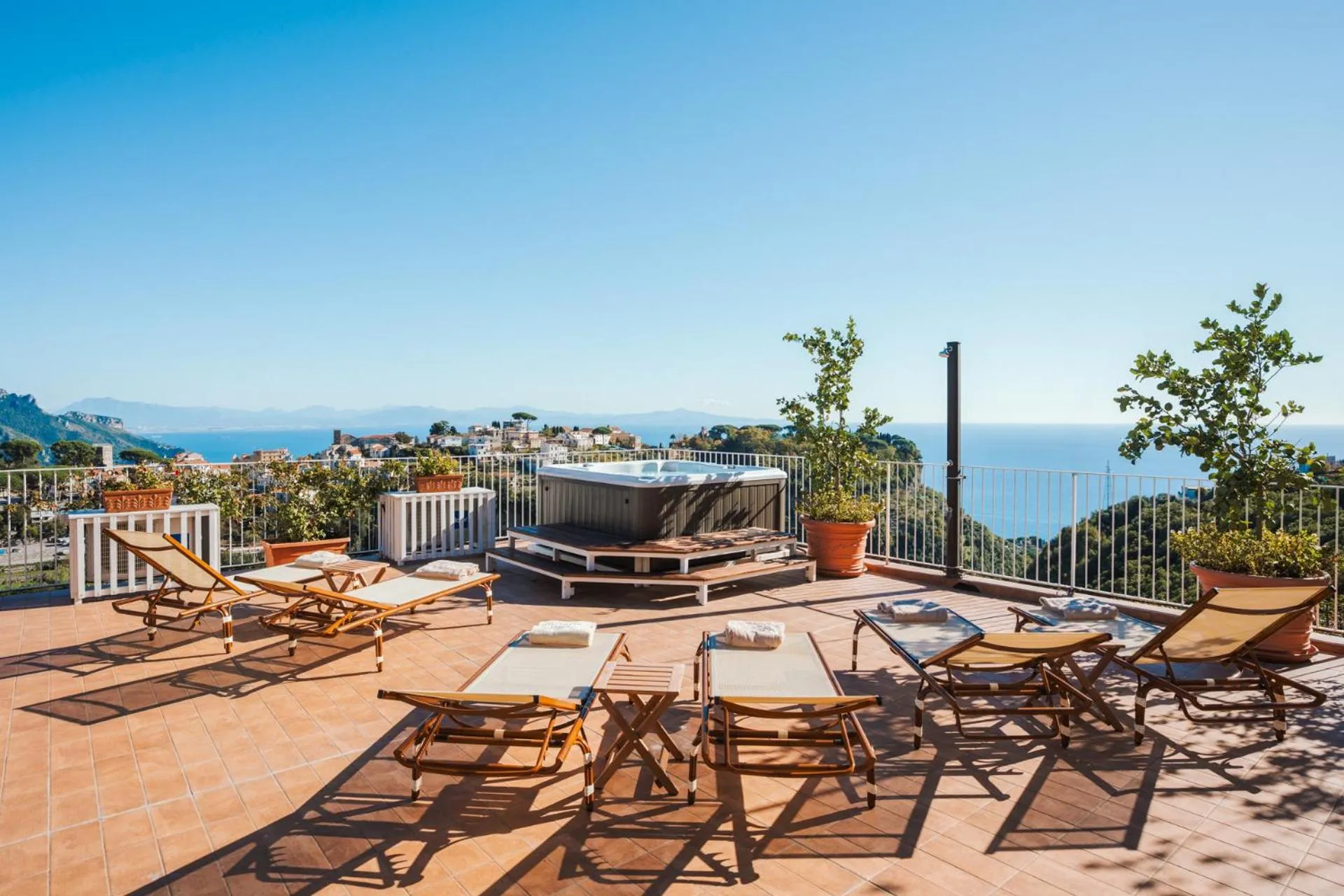 Patio in HOTEL ZI'NTONIO