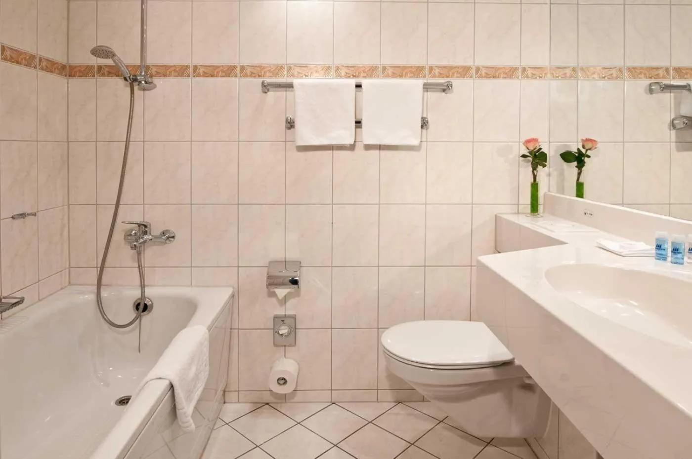 Bathroom in Hotel Kaiserhof Heringsdorf