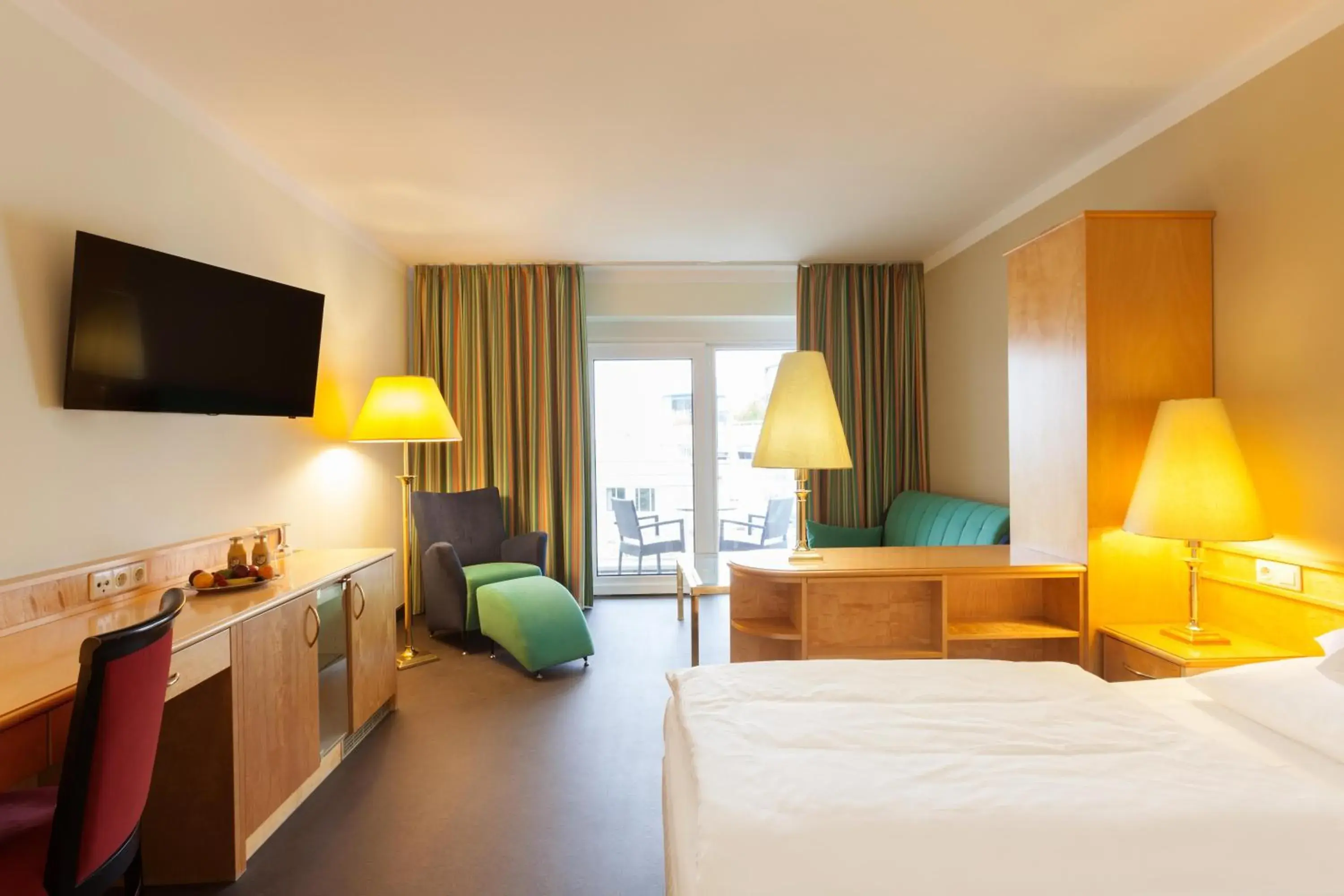 Comfort Double Room with Balcony - single occupancy in Hotel Kaiserhof Heringsdorf Comfort Double Room with Balcony - single occupancy in Hotel Kaiserhof Heringsdorf