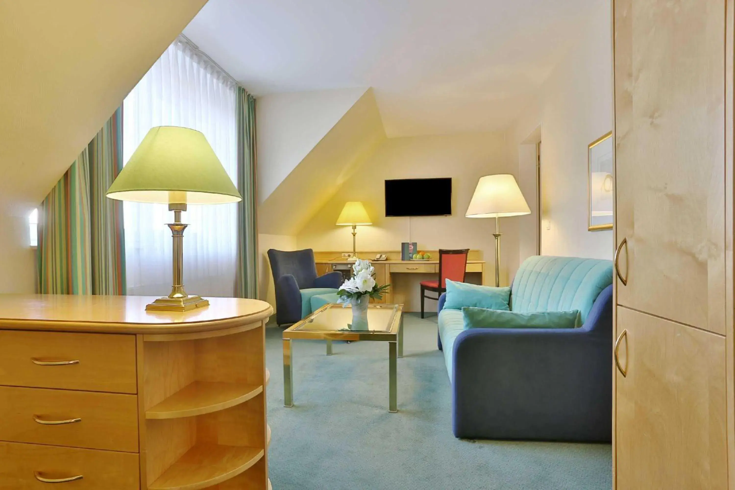 Junior Suite - single occupancy in Hotel Kaiserhof Heringsdorf Junior Suite - single occupancy in Hotel Kaiserhof Heringsdorf