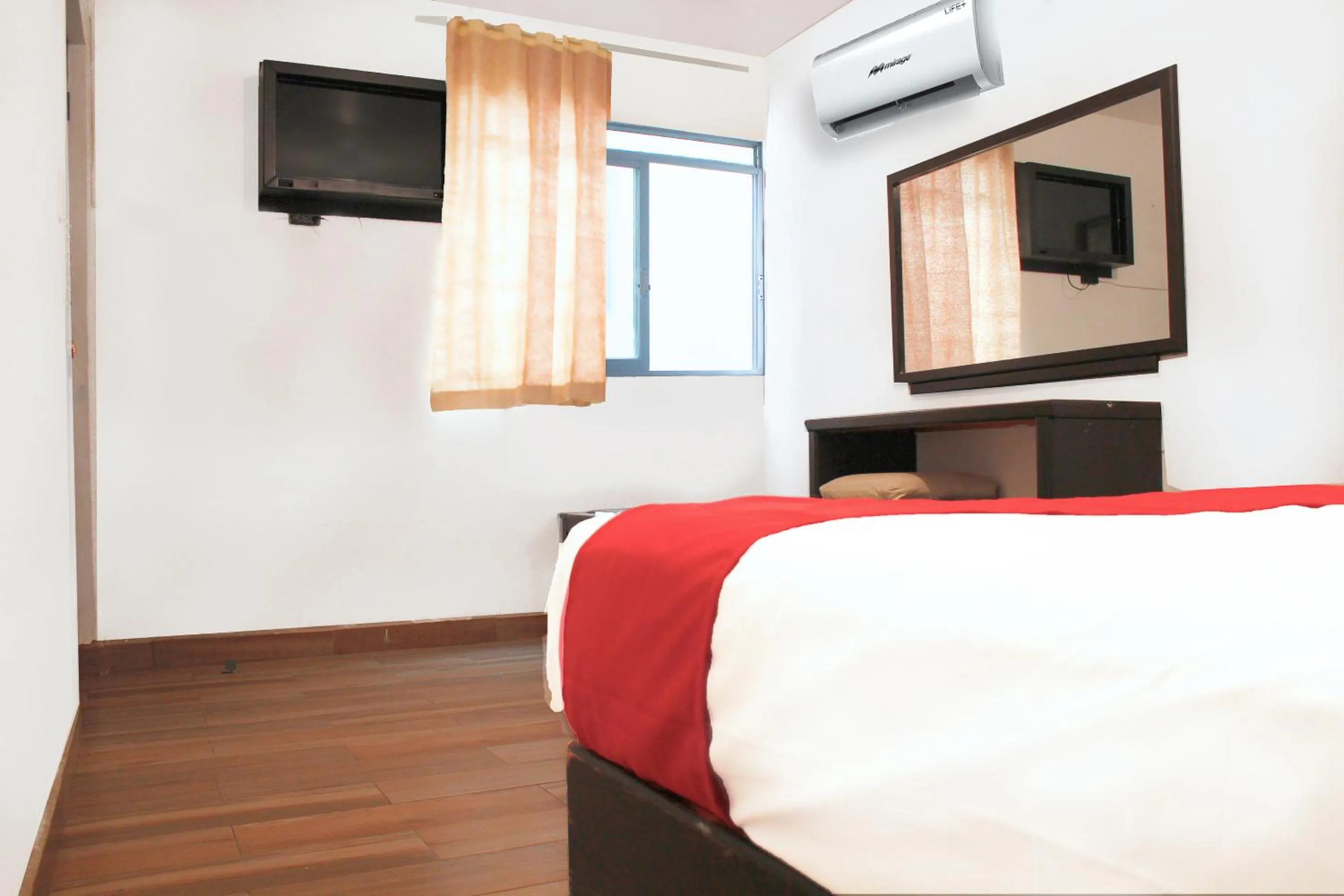 Bedroom in OYO Hotel Plata,Fresnillo, Zacatecas