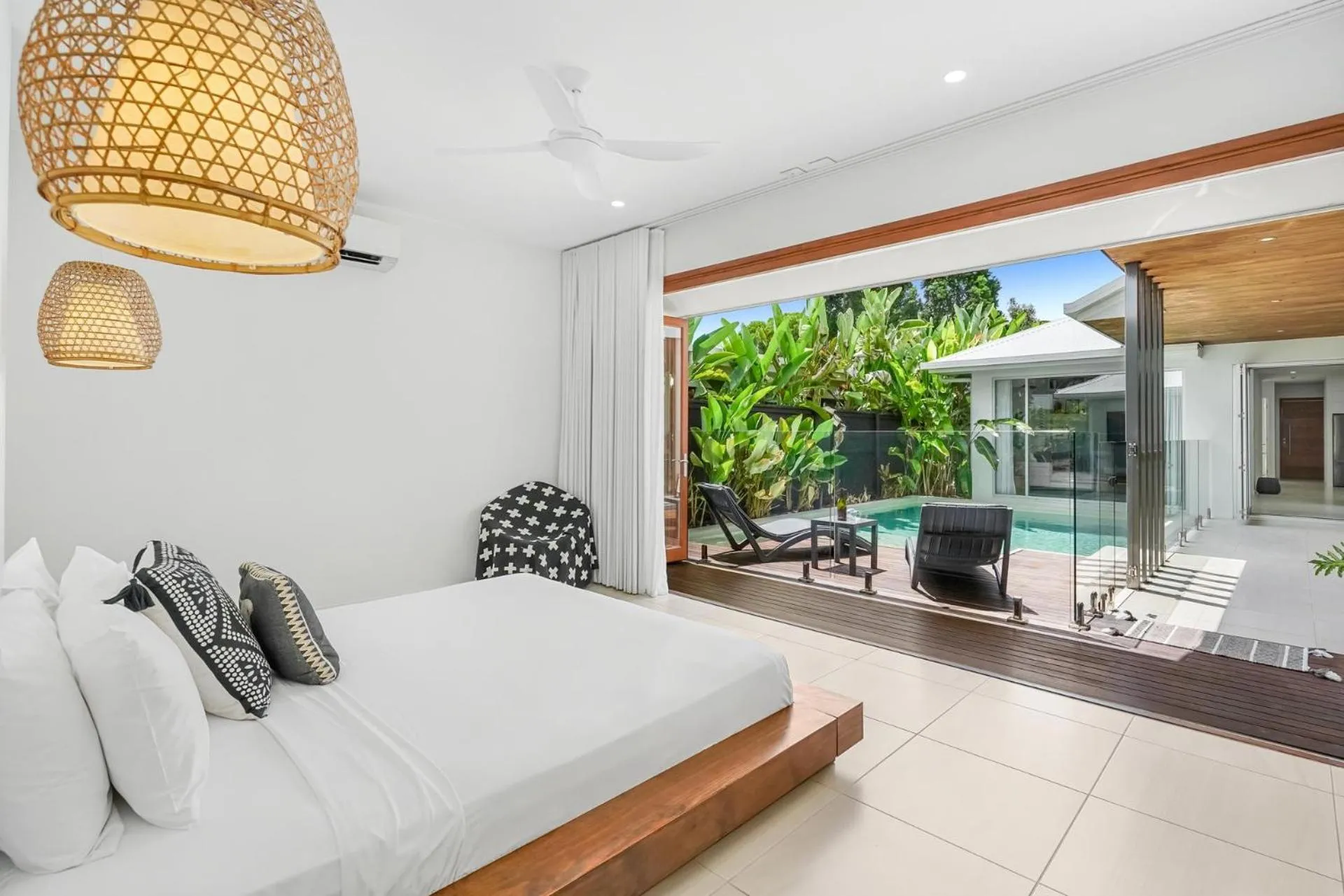 Belle Escapes 94 Cascade Luxury Home Palm Cove