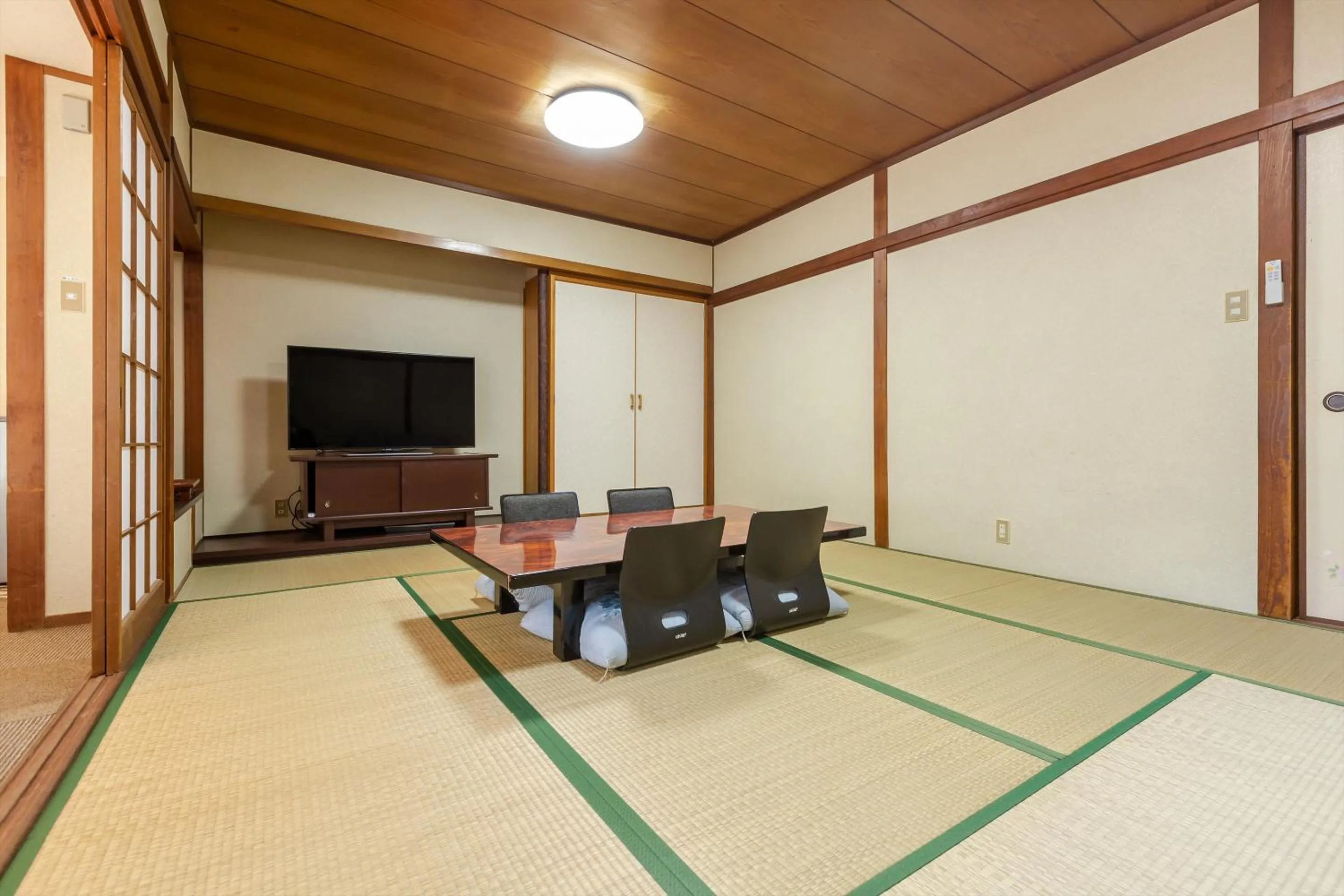 Seating area, TV/Entertainment Center in Tabist Spa Yubara Okayama Yubaraonsen