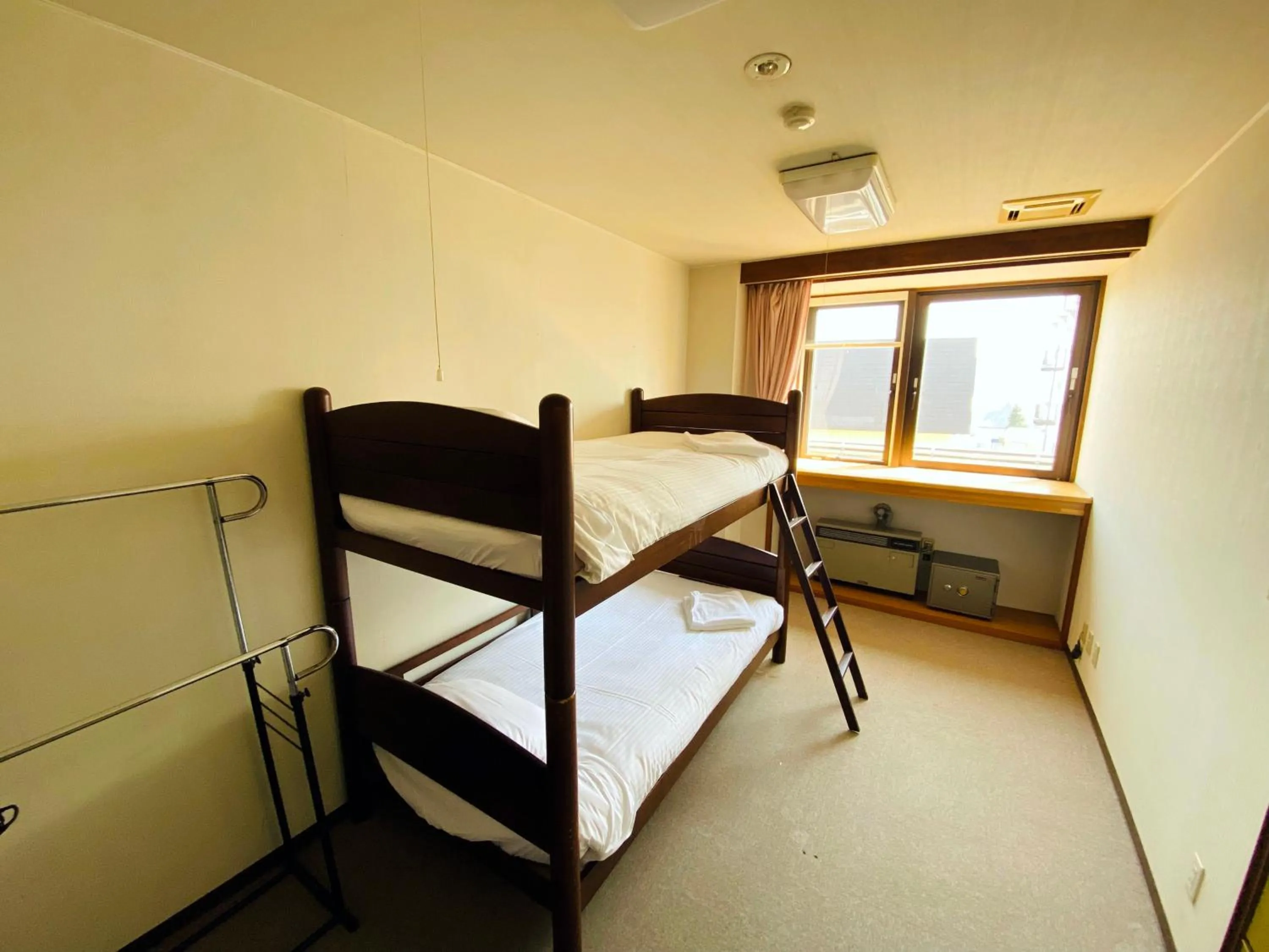Bedroom, Bed in Red Fox Lodge Myoko