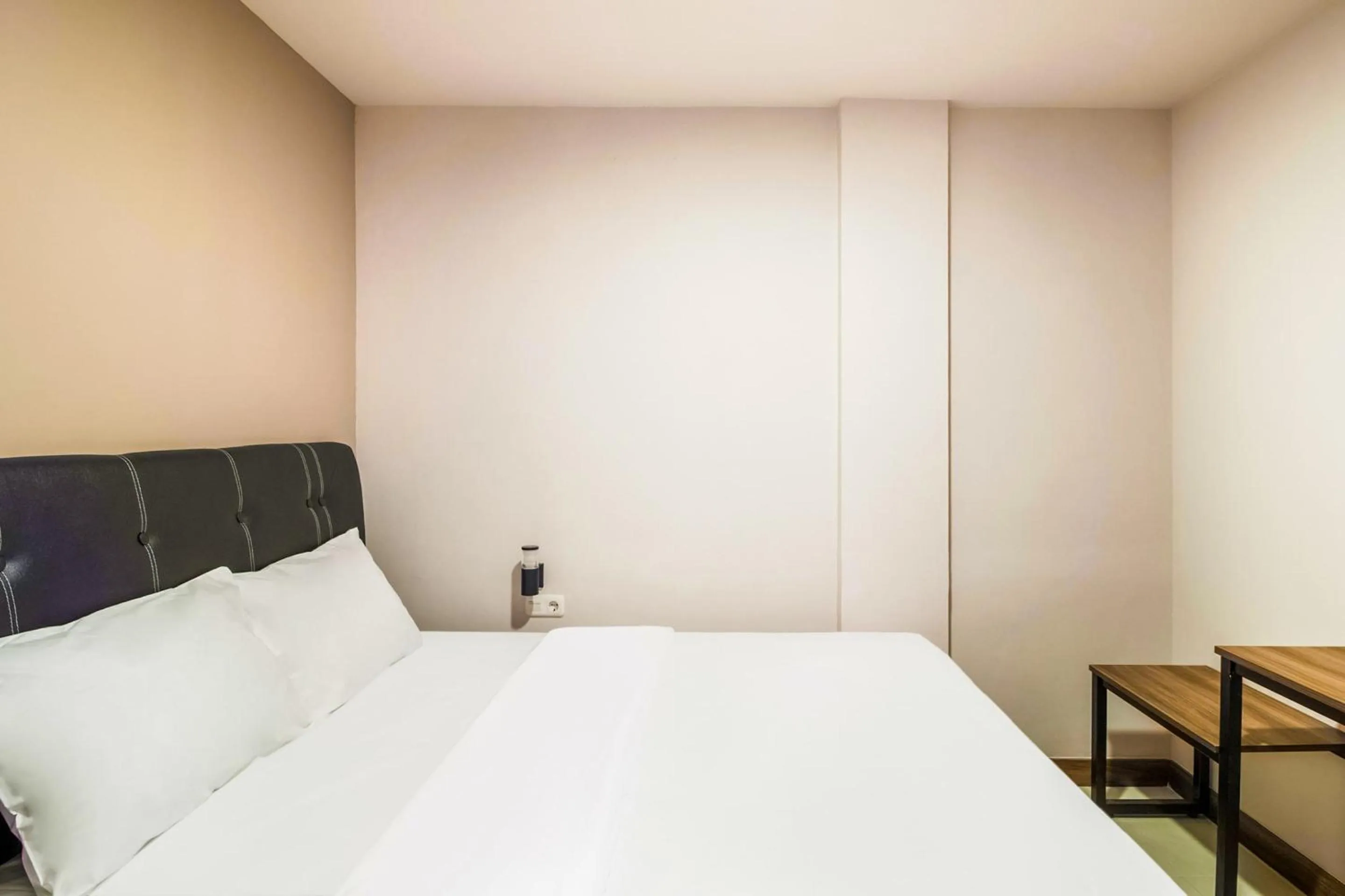 Bedroom, Bed in Collection O Kebon Jeruk Near Paskal 23 Formerly Sentral Paskal