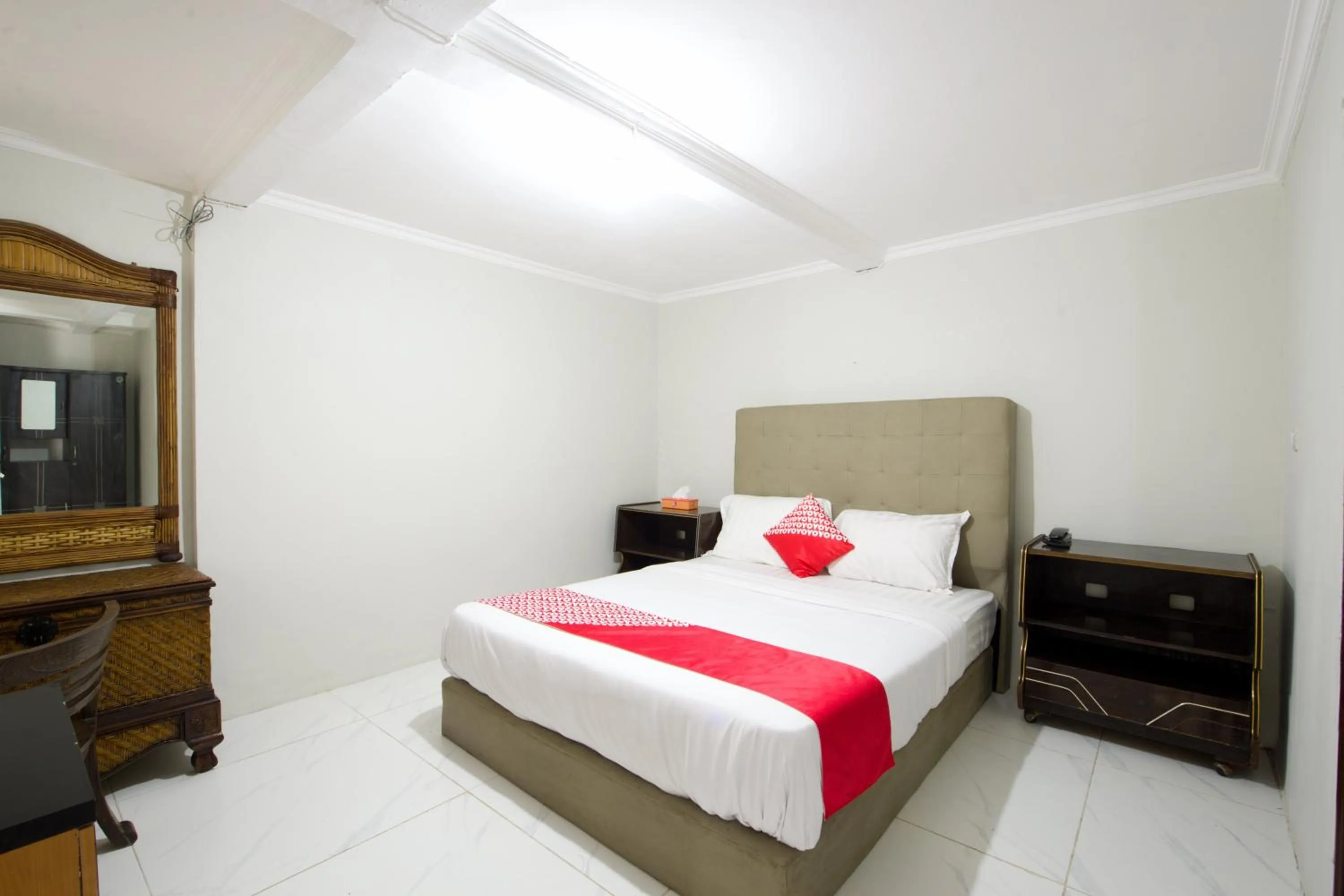 Bedroom, Bed in Capital O 3359 Pondok Wisata Jaden Trawas Mojokerto