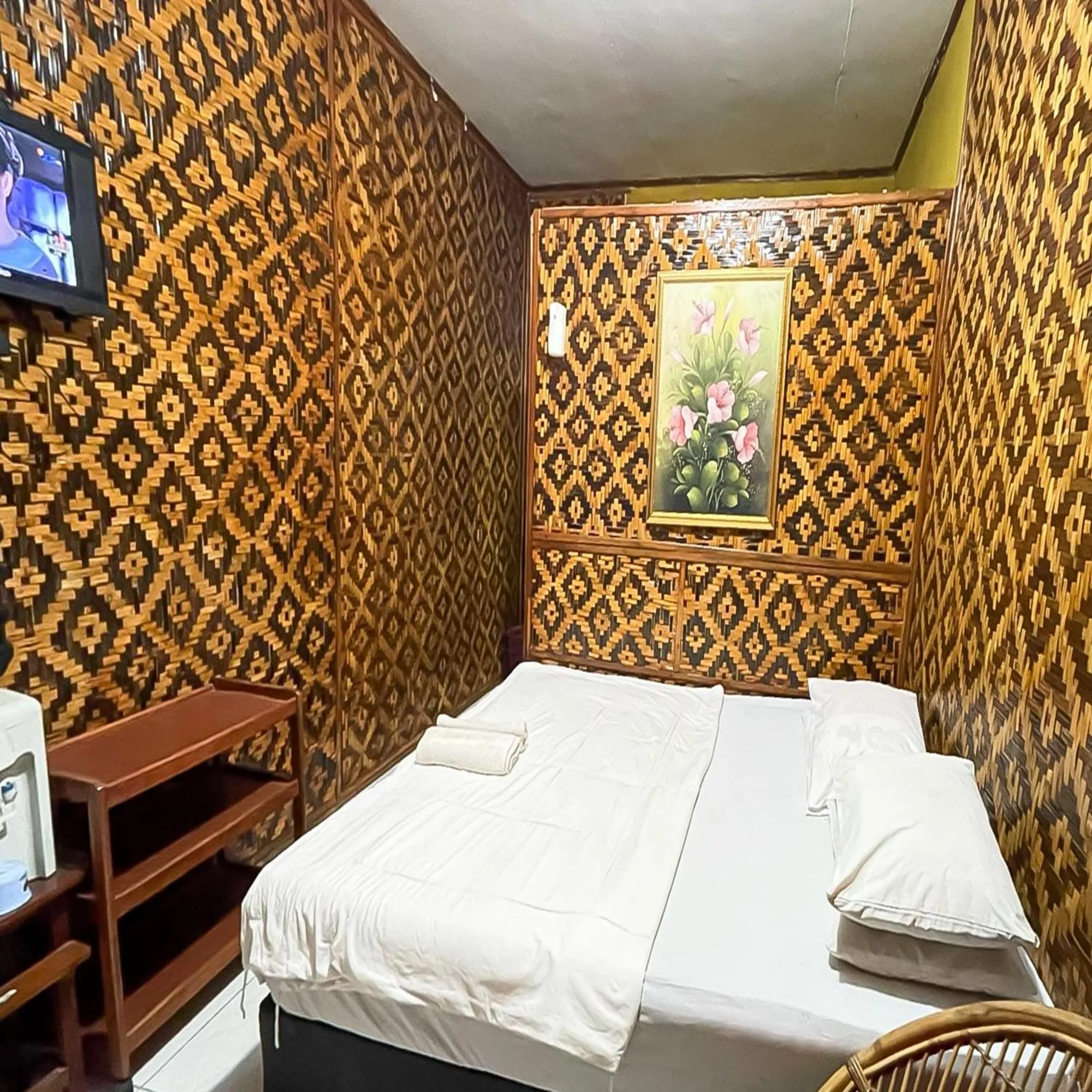 Bedroom, Bed in Pondok Yanti Sarii RedPartner