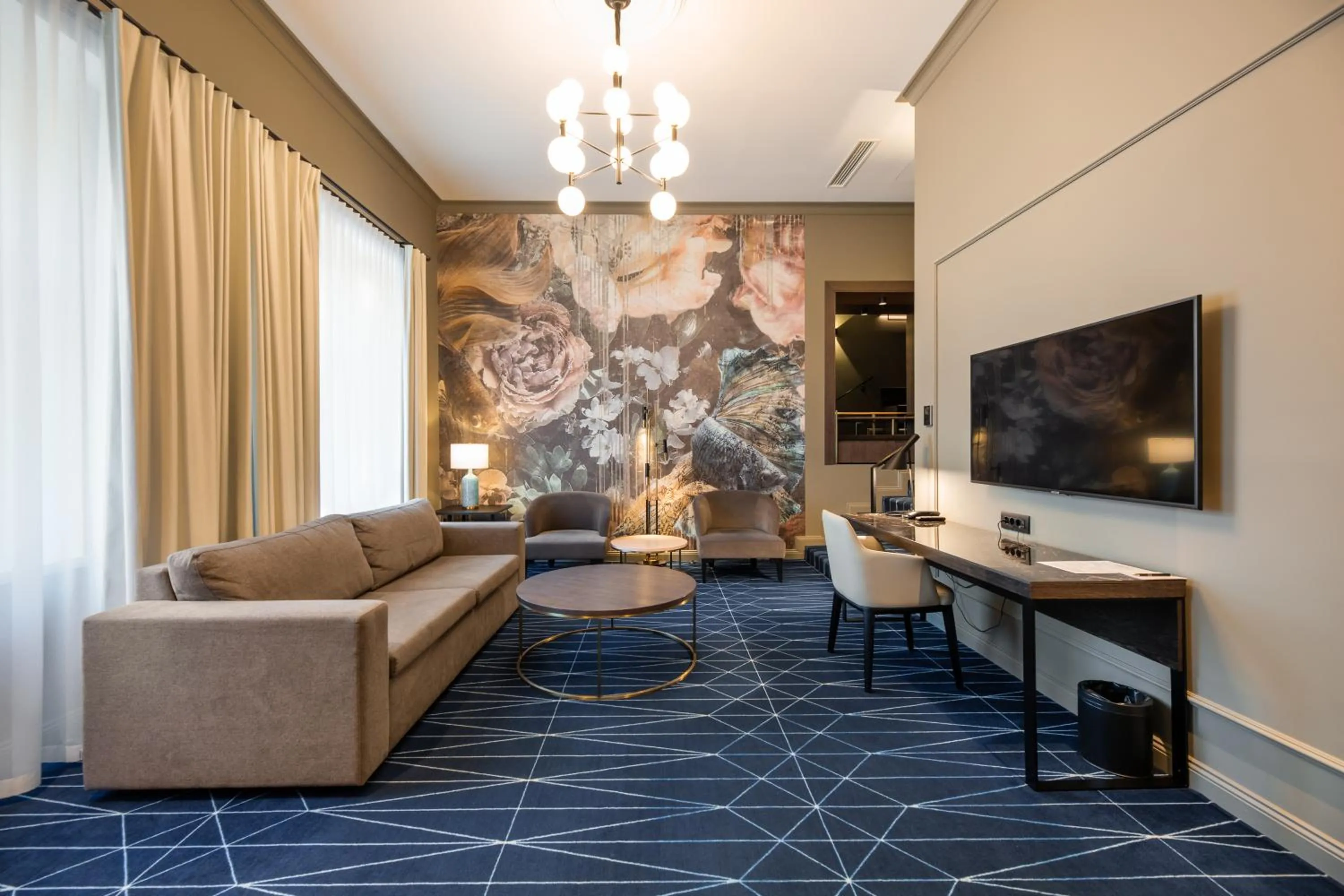 Living room in Movenpick Hotel Tallinn