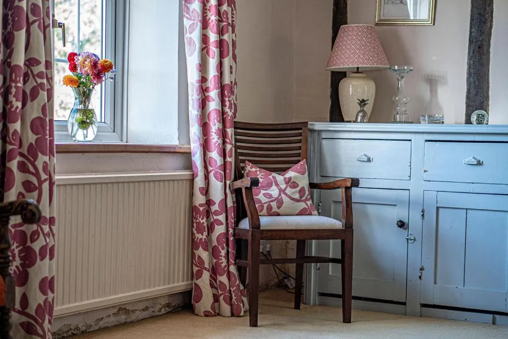 Property building in Cleaver Cottage