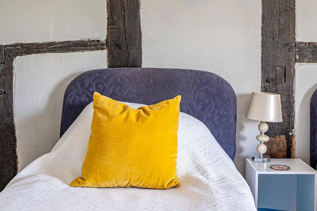 Bed in Cleaver Cottage