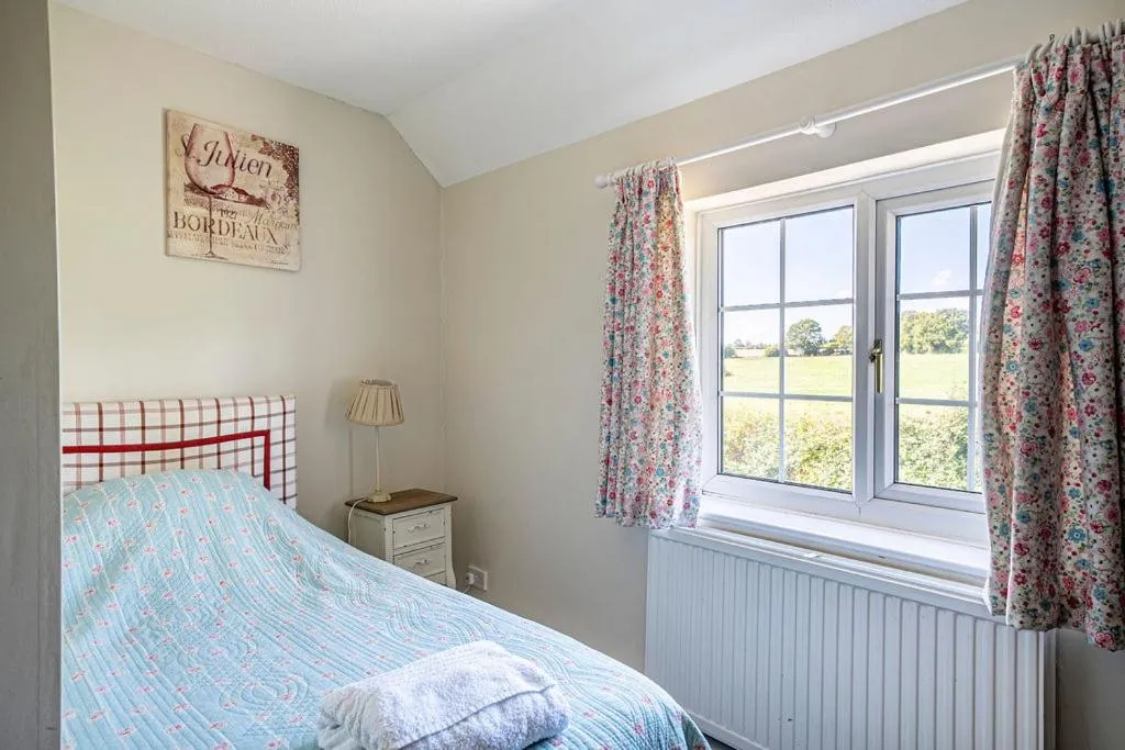 Bed in Cleaver Cottage