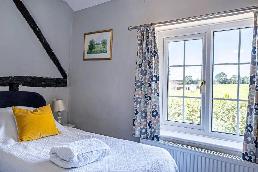 Bed in Cleaver Cottage