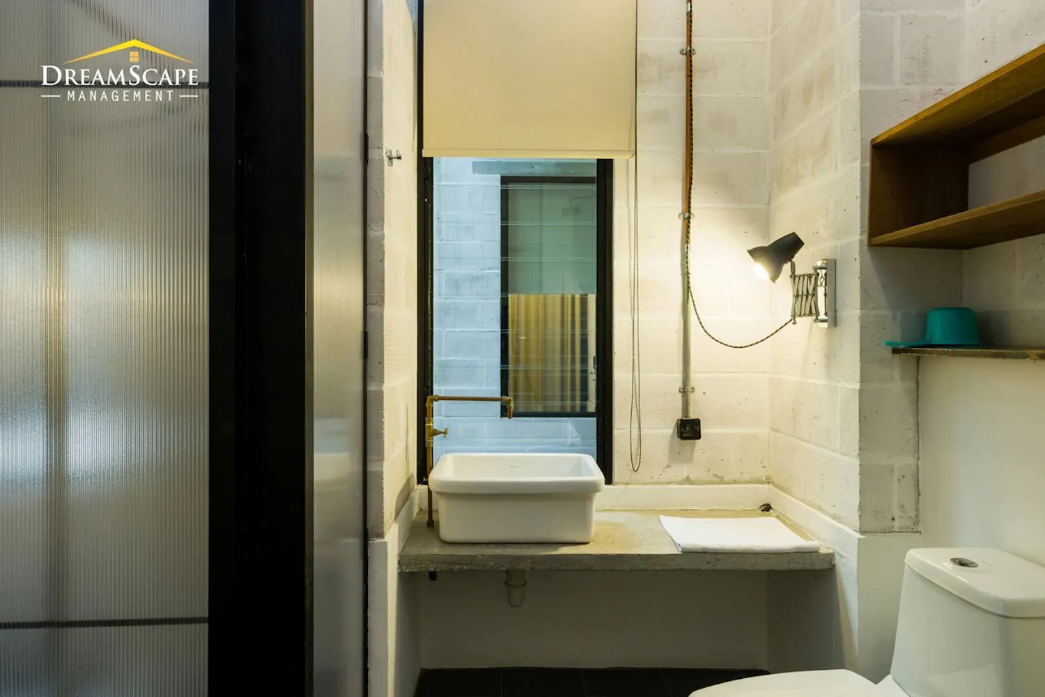 Bathroom in Belakang KongHeng By DreamScape