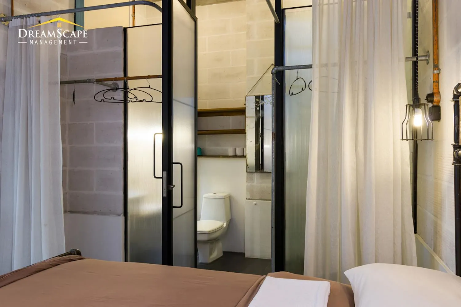 Bathroom, Bed in Belakang KongHeng By DreamScape