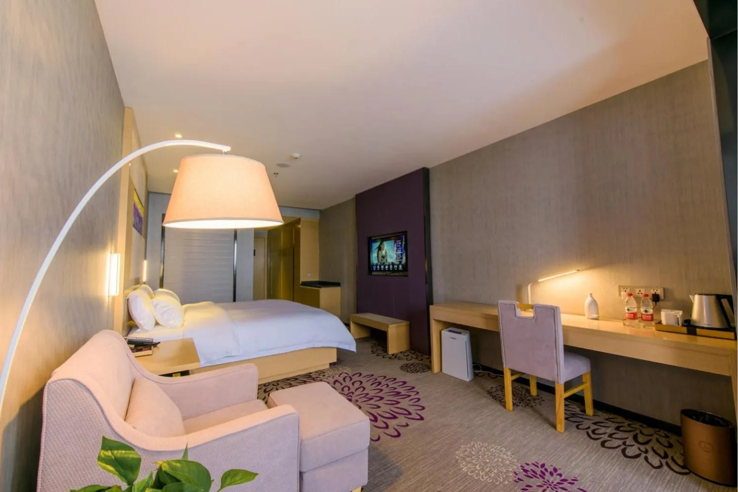 Bed in Lavande Hotels·Chengdu Shuangliu International Airport