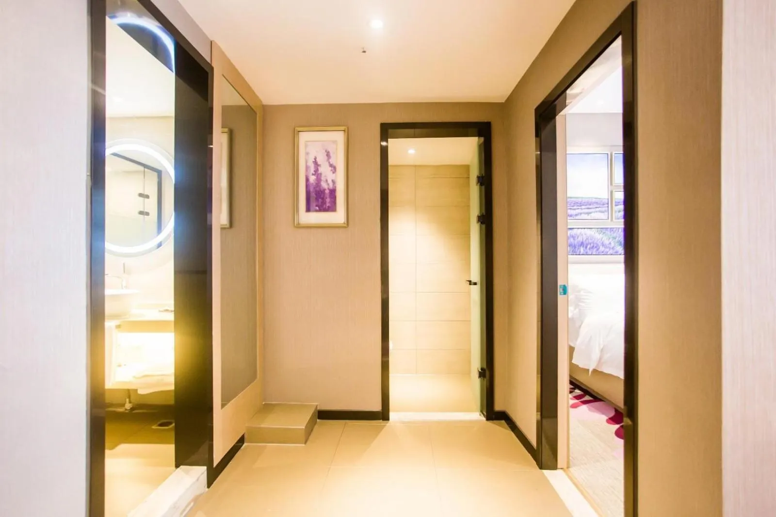 Bed in Lavande Hotel Guilin Convention and Exhibition Center