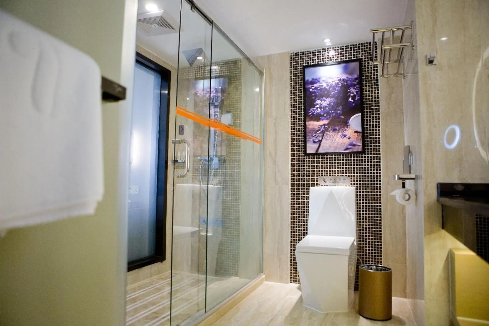 Lavande Hotels·Shenzhen Shiyan Bus Terminal