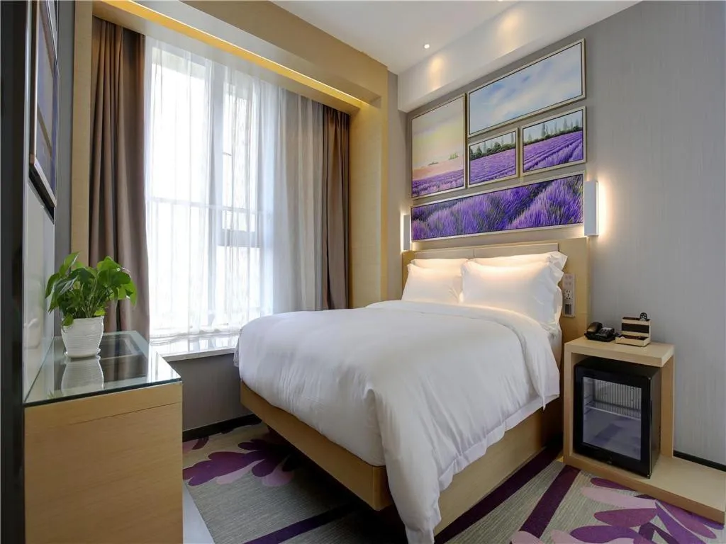 Bed in Lavande Hotel Chengdu Dafeng Shixi Park Subway Station