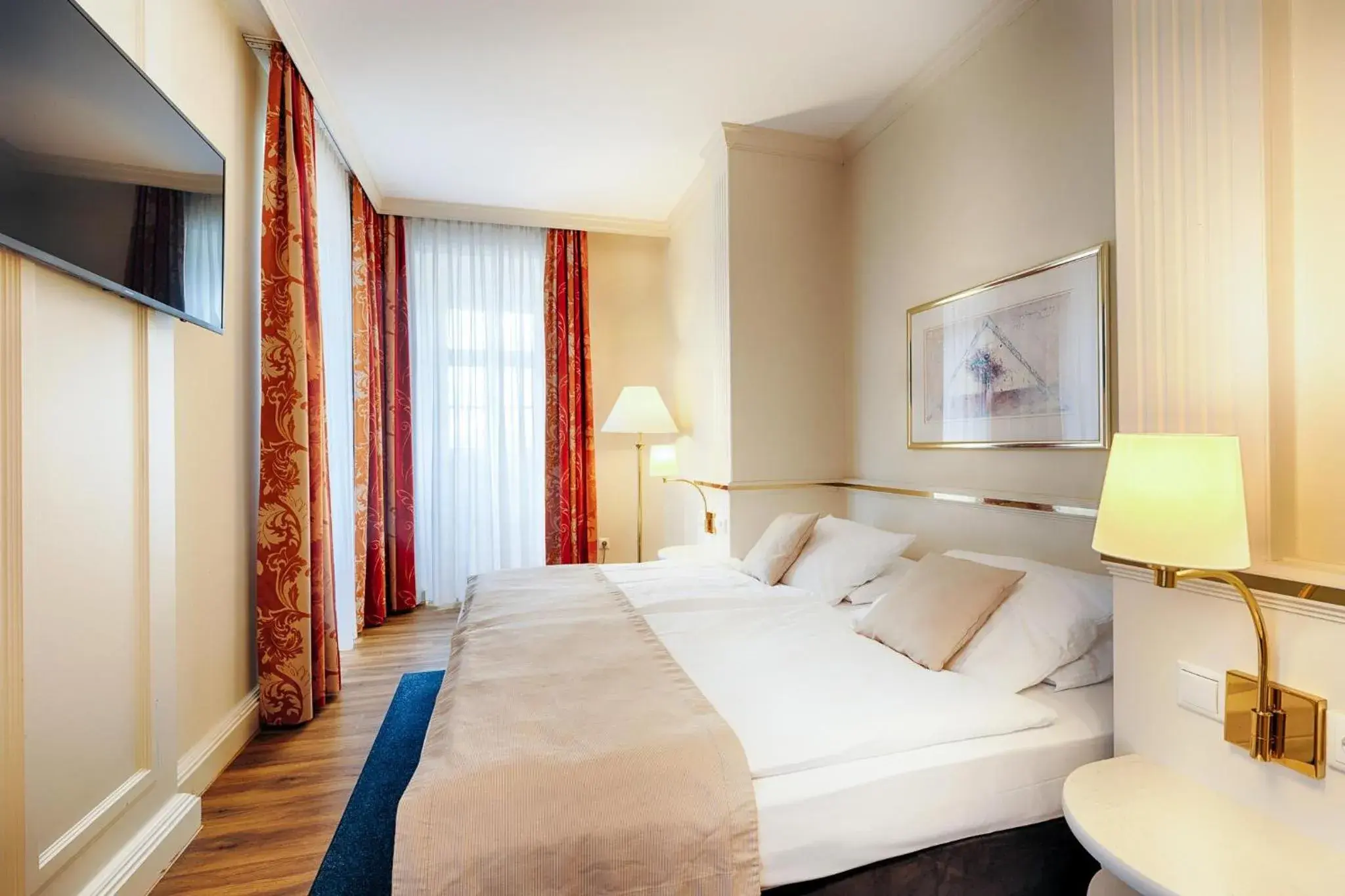 Photo of the whole room, Bed in Welcome Hotel Residenzschloss Bamberg Photo of the whole room, Bed in Welcome Hotel Residenzschloss Bamberg