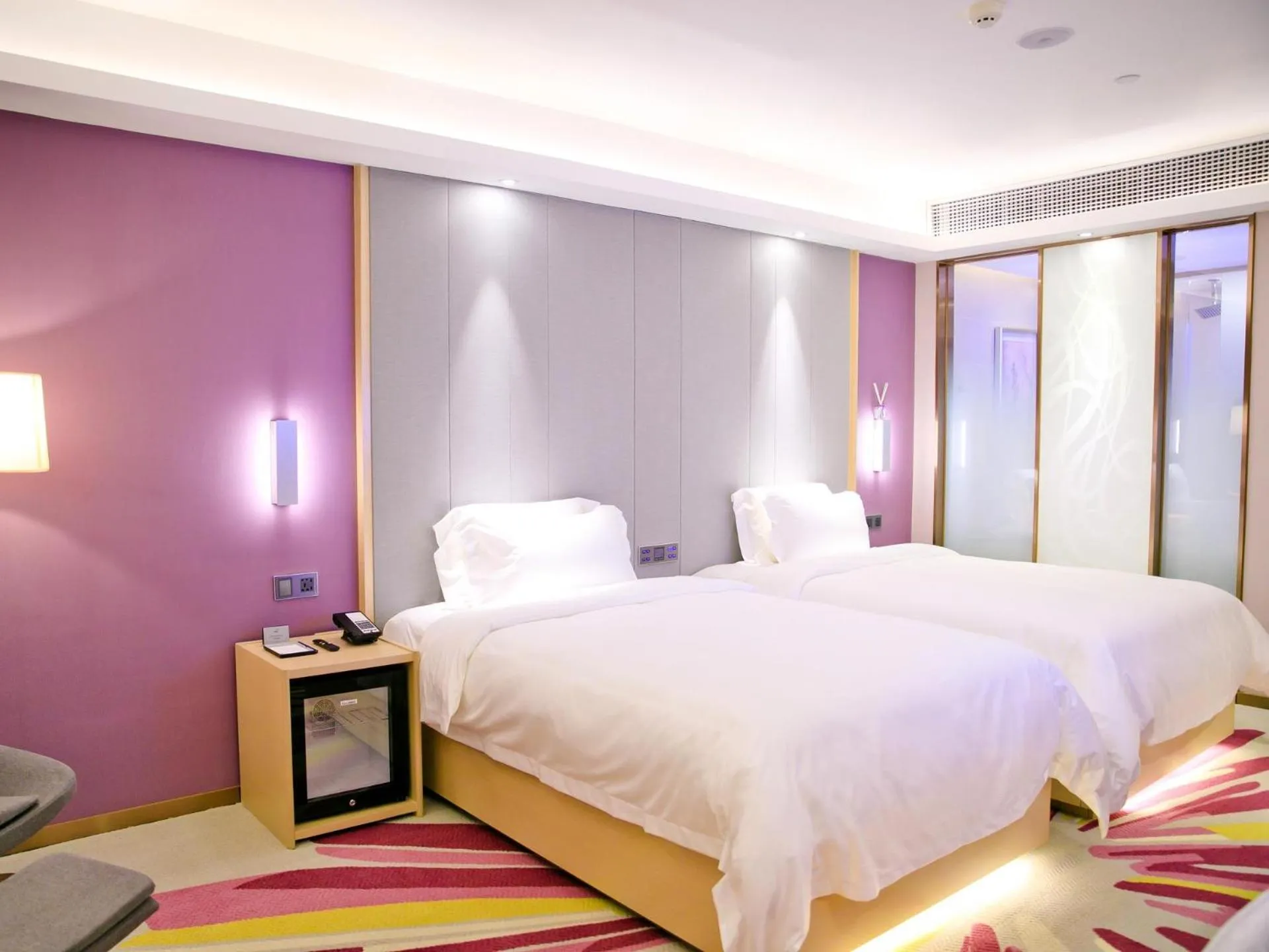 Bed in Lavande Hotels·Shenzhen North Railway Station Longhua Bus Terminal