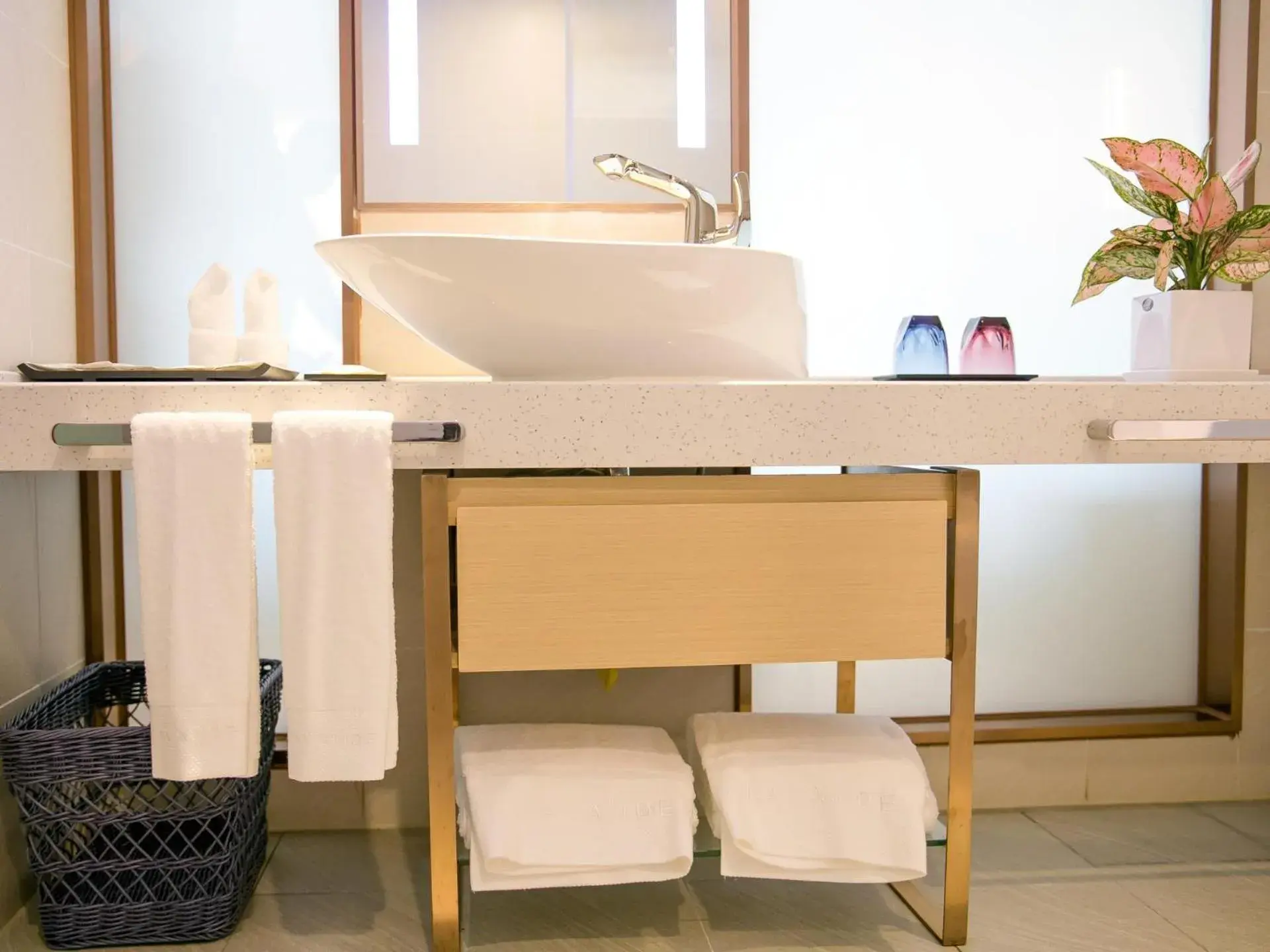 Lavande Hotels·Shenzhen North Railway Station Longhua Bus Terminal Lavande Hotels·Shenzhen North Railway Station Longhua Bus Terminal