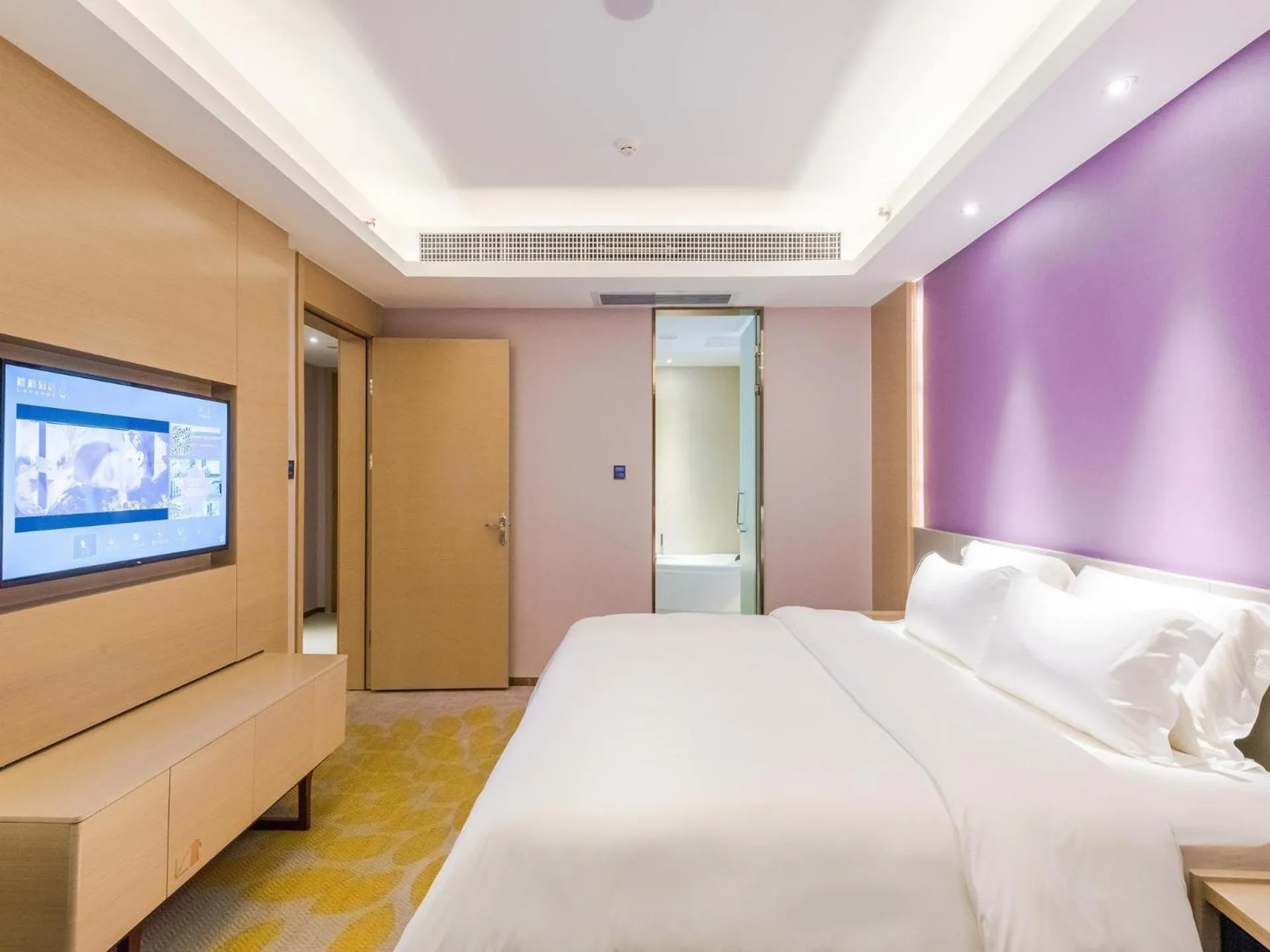 Bed in Lavande Hotels·Foshan Zhoucun Ligang Road Xunfenggang Metro Station